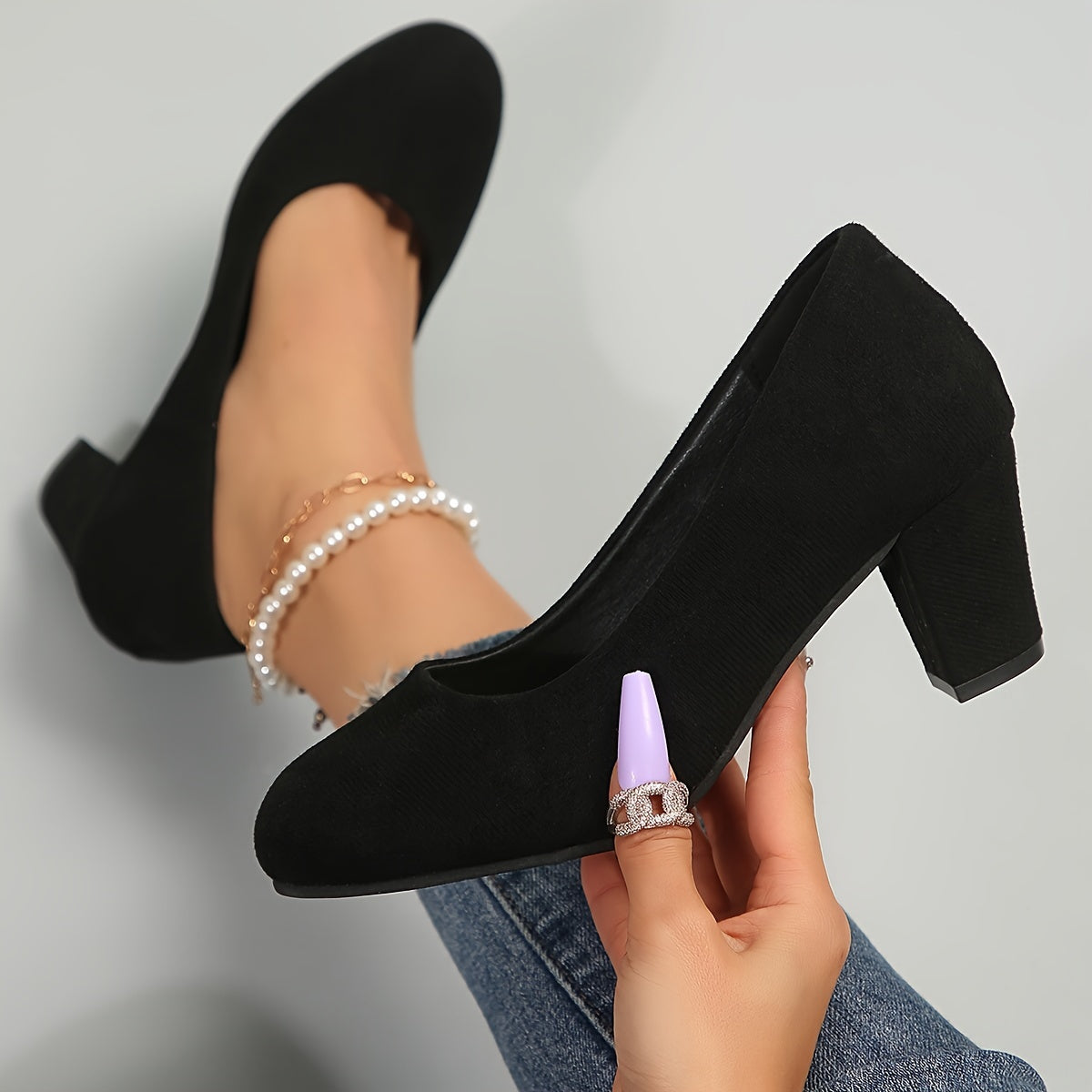 Sabrina – Suede Round Toe Block Heel Pumps
