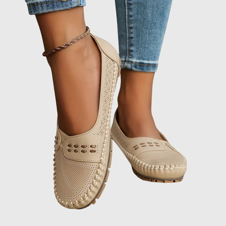 Isabella – Studded Slip On Round Toe Flats