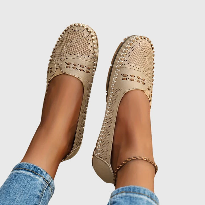 Isabella – Studded Slip On Round Toe Flats