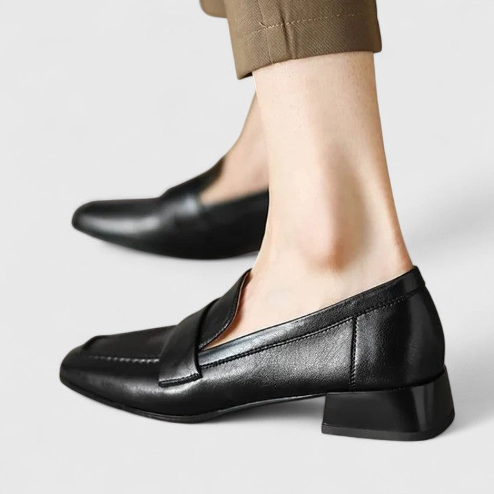 Daisy – Faux Leather Block Heel Loafers