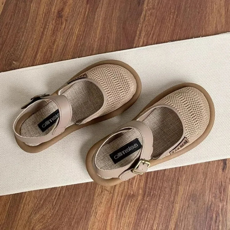 Lyla – Closed Toe Ankle Strap Flat Sandals