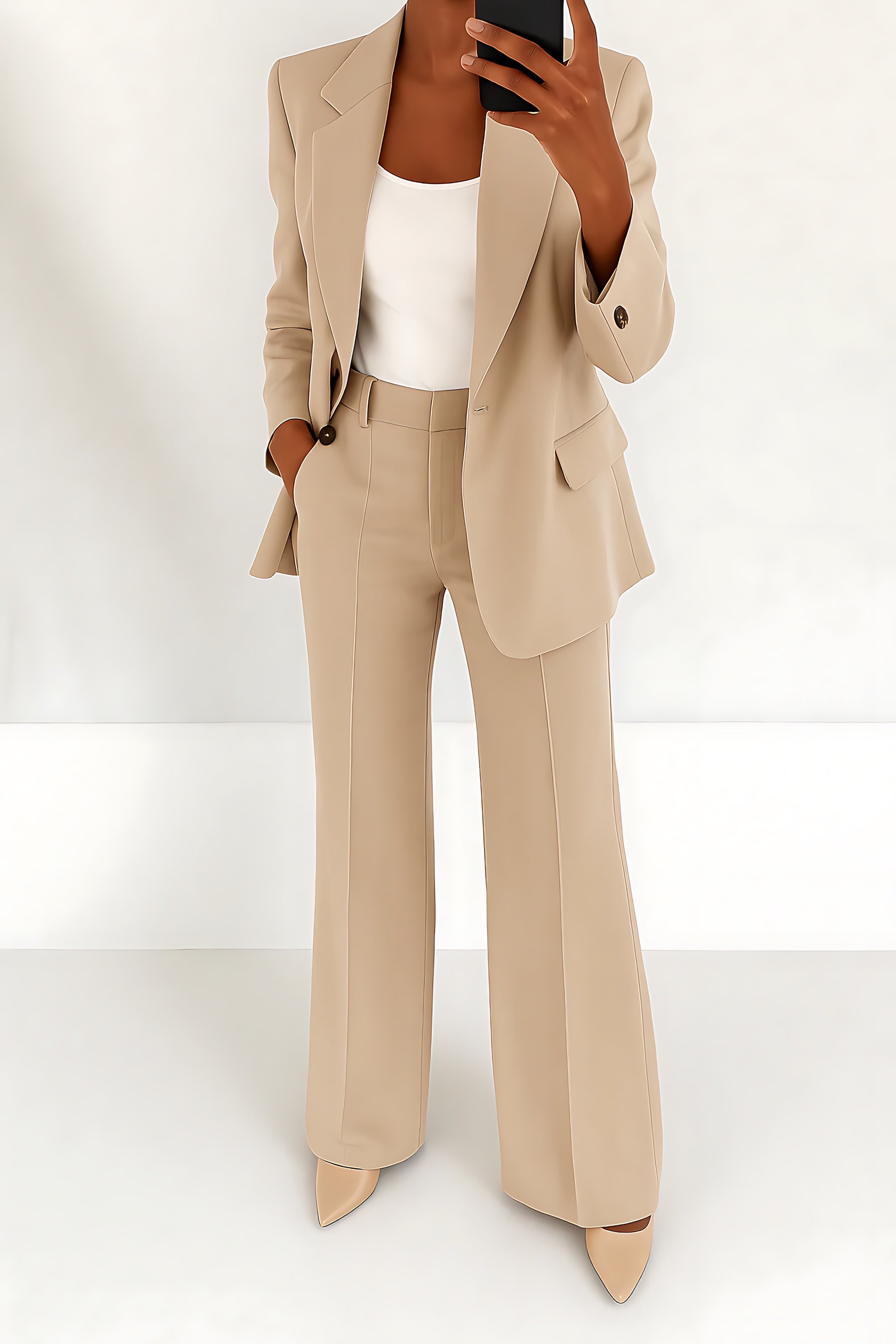 Alaia – Blazer and Straight Leg Pants Suit Set