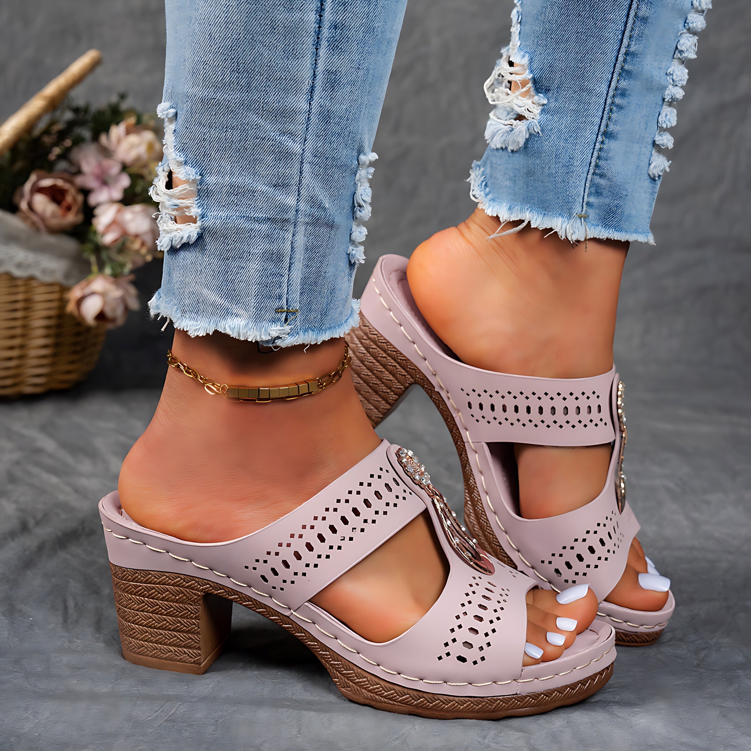 Alaia – Embellished Cutout Block Heel Mules