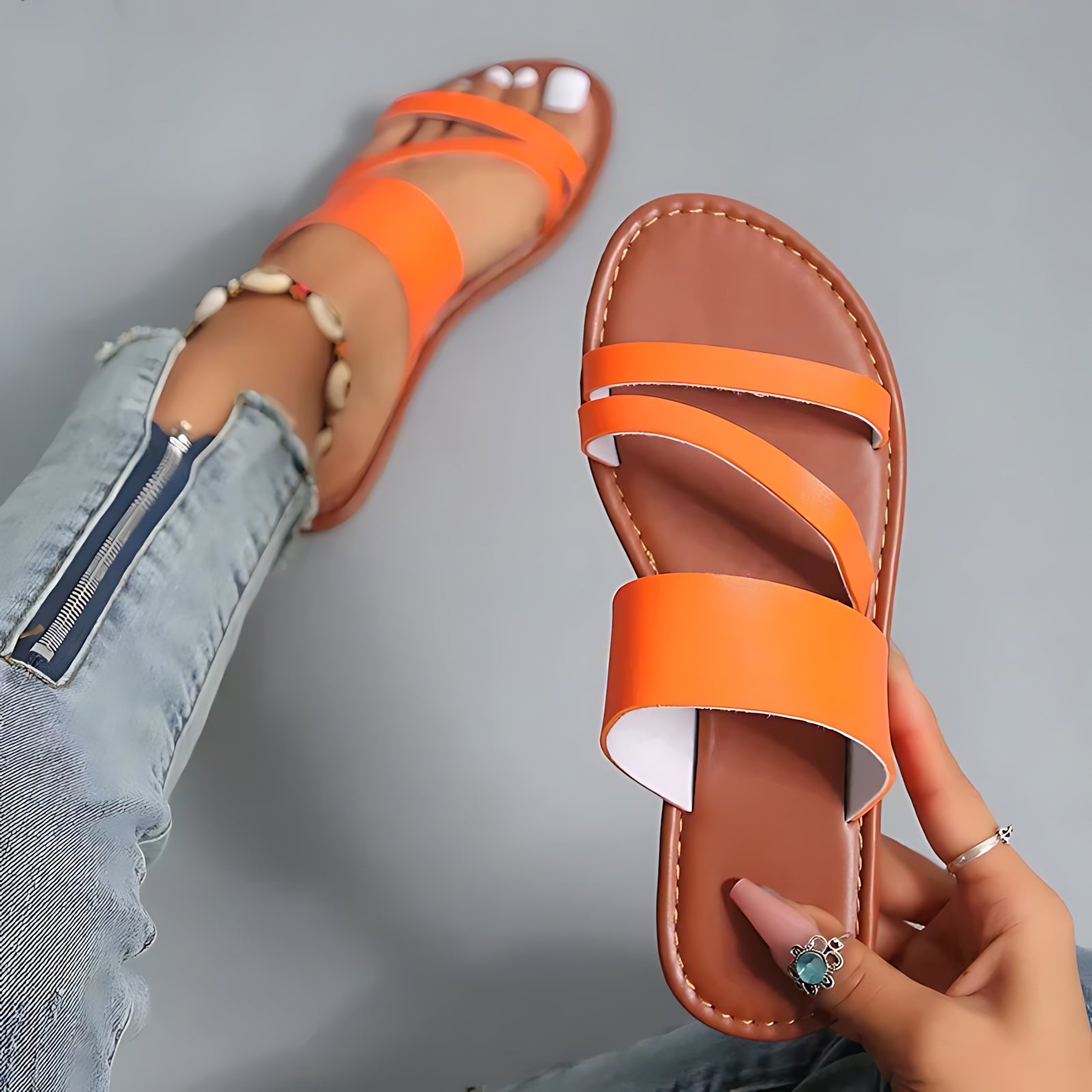 Aria – Cross Strap Flat Sandals