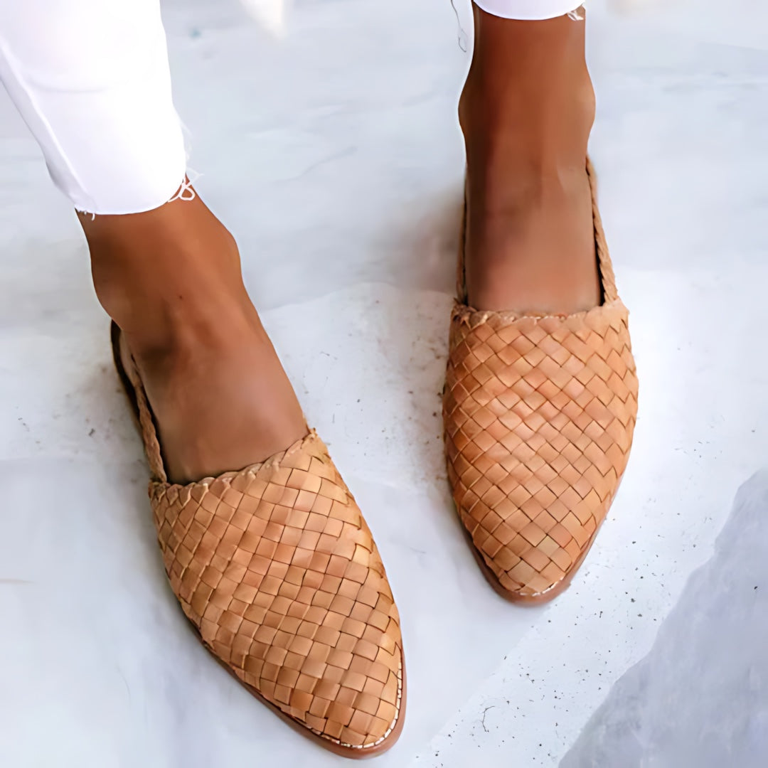 Autumn – Woven Pointed Toe Flats