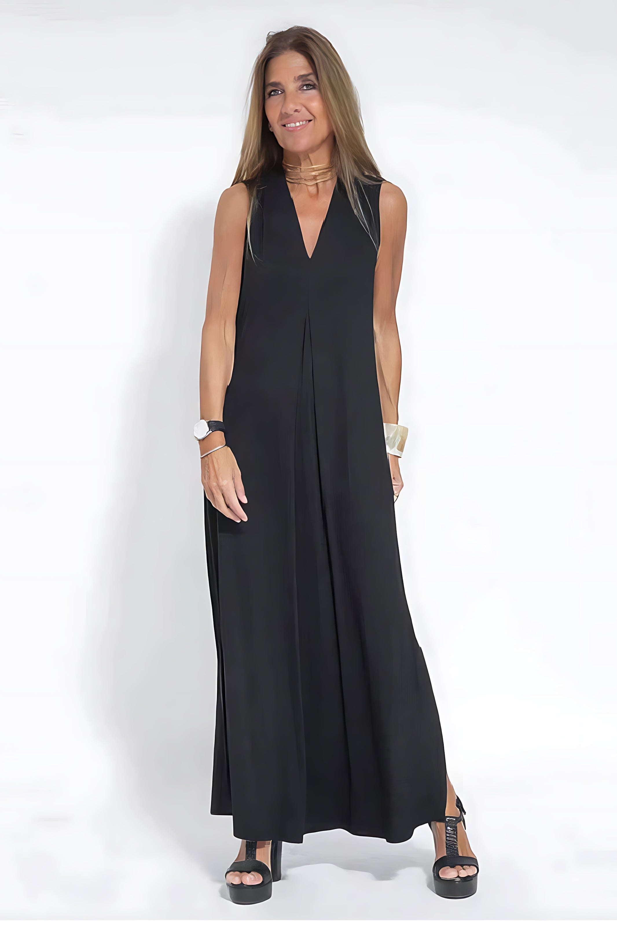 Brooklyn – V Neck Pleated A-Line Maxi Dress