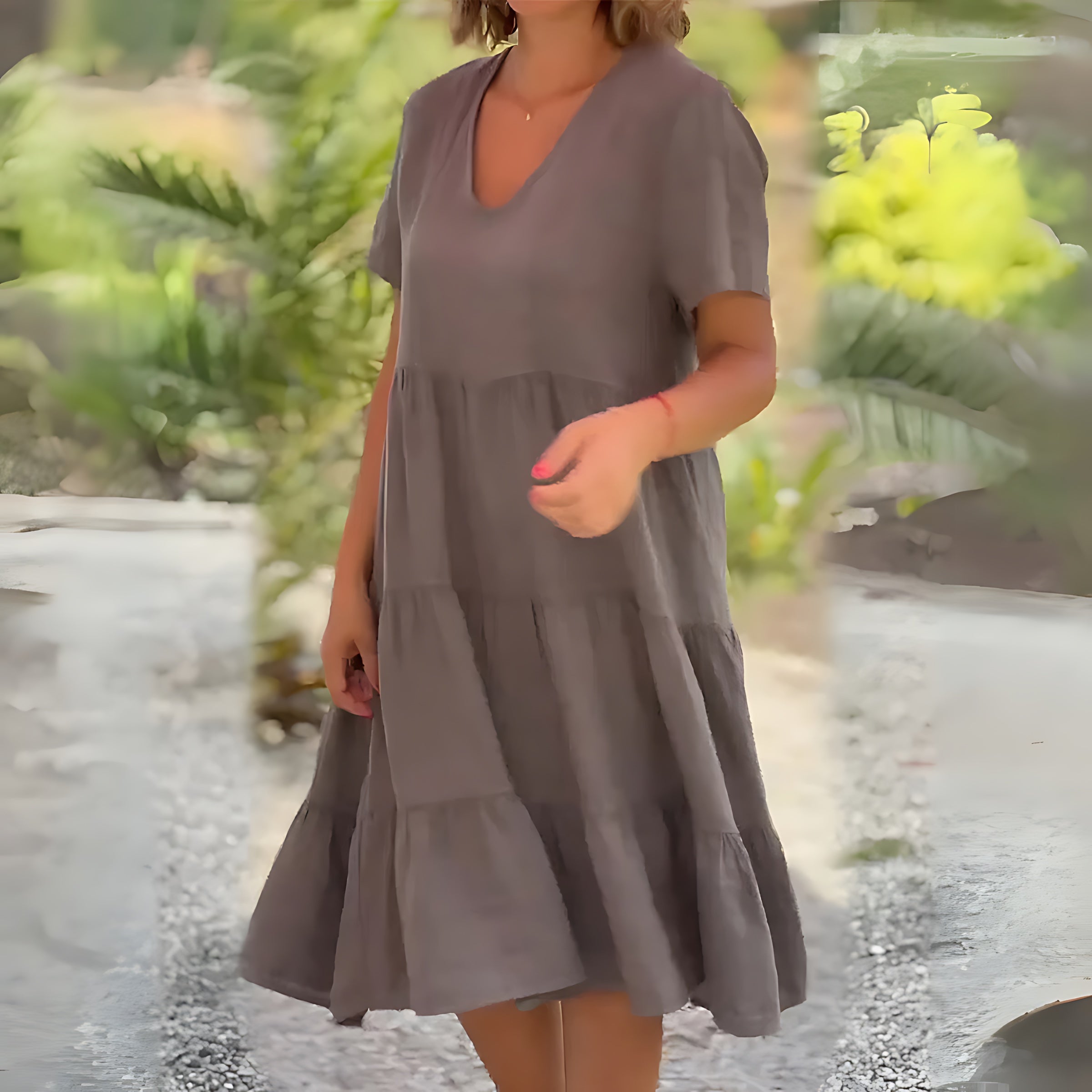 Camila – V Neck Short Sleeve Swing Summer Dress