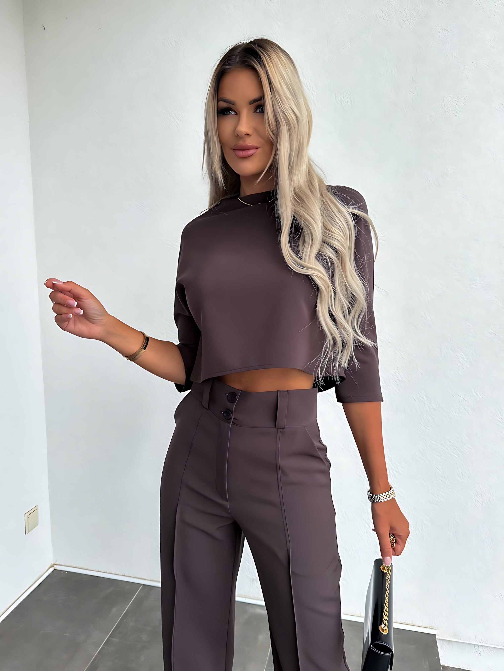 Caroline – Long Sleeve Crop Top and Flare Pants Lounge Set