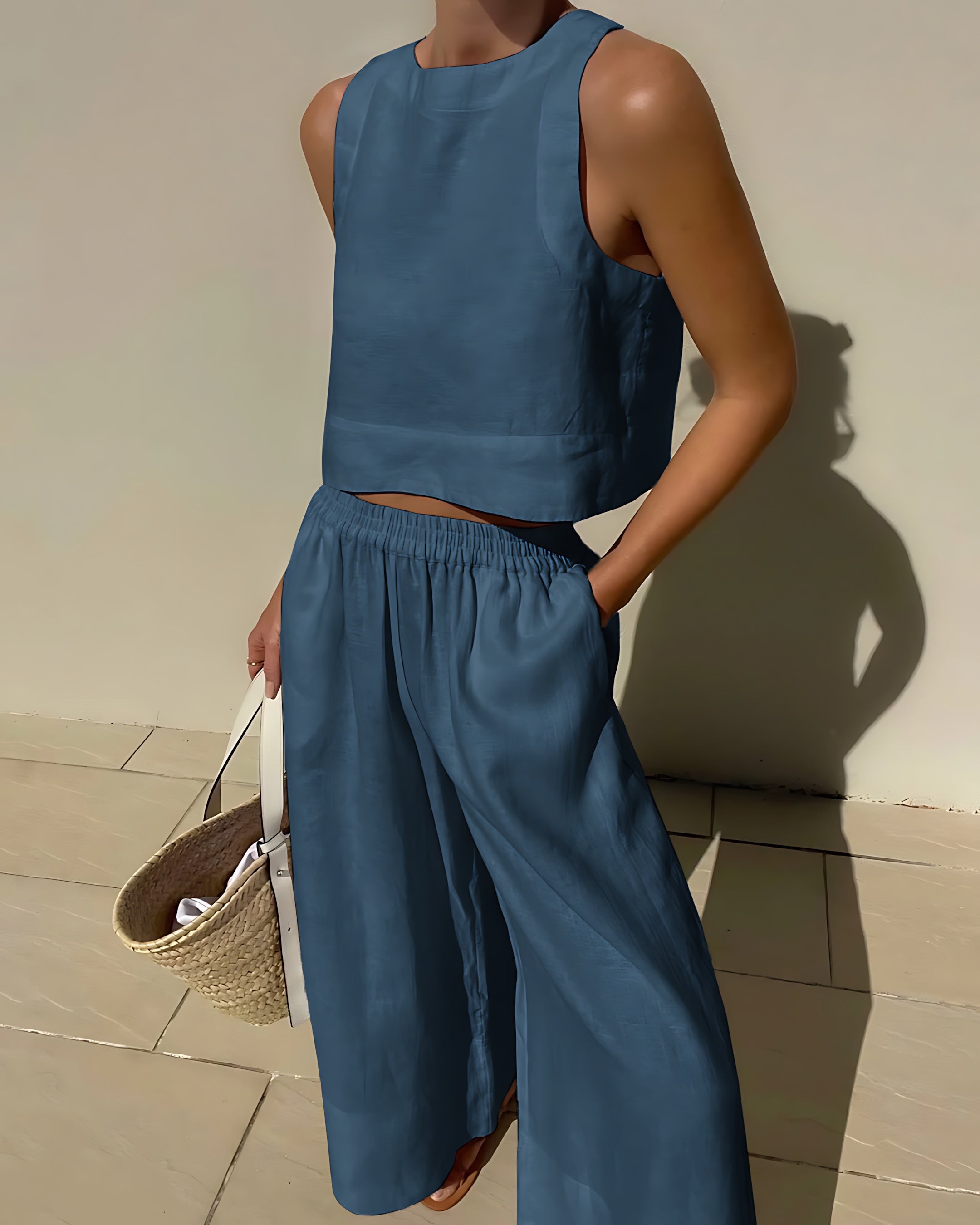 Catherine – Cropped Tank Top and Wide Leg Pants Set
