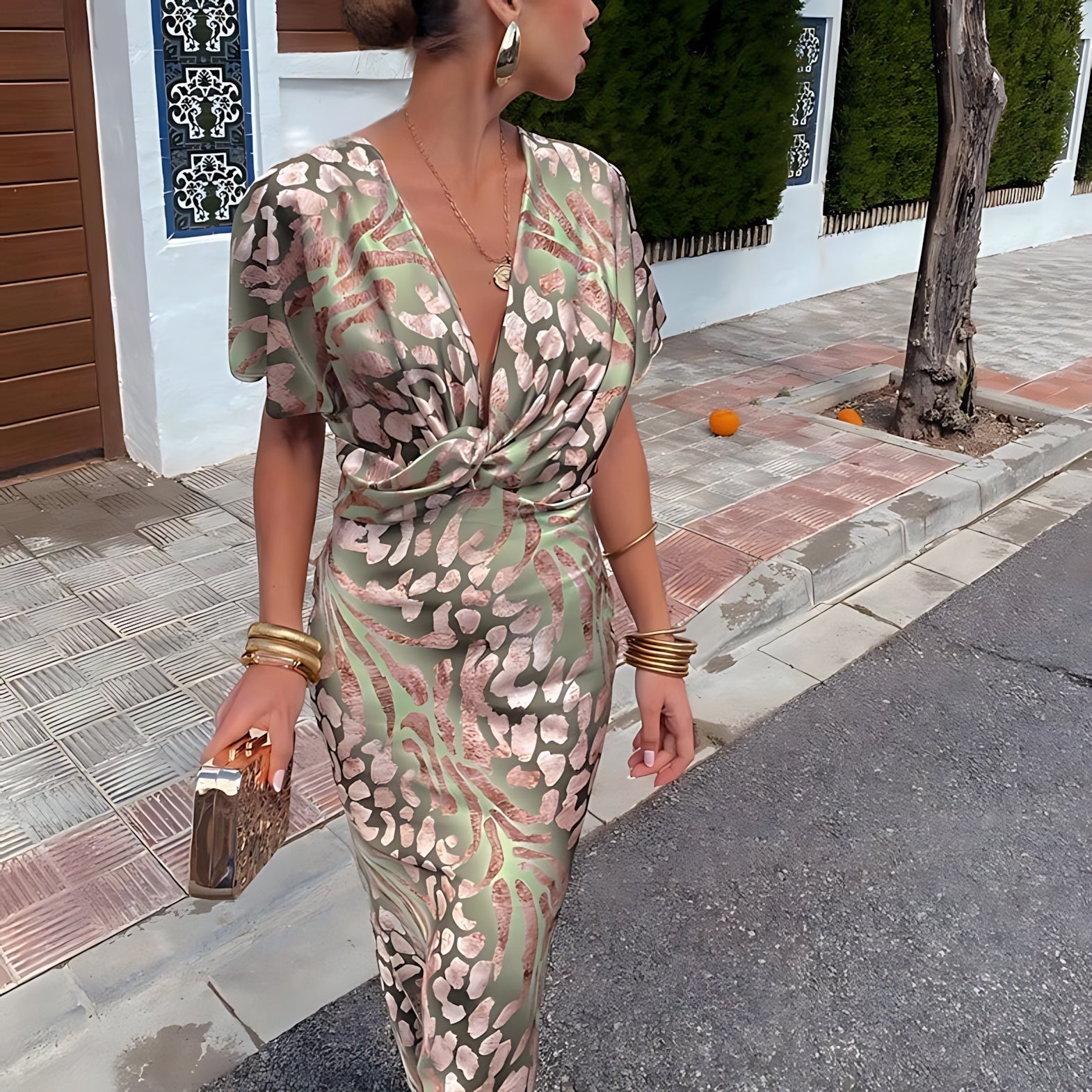 Charlotte – Snake Print Plunge Neck Party Maxi Dress
