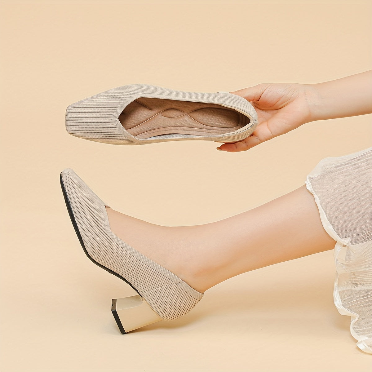 Brooke – Pointed Toe Block Heel Pumps