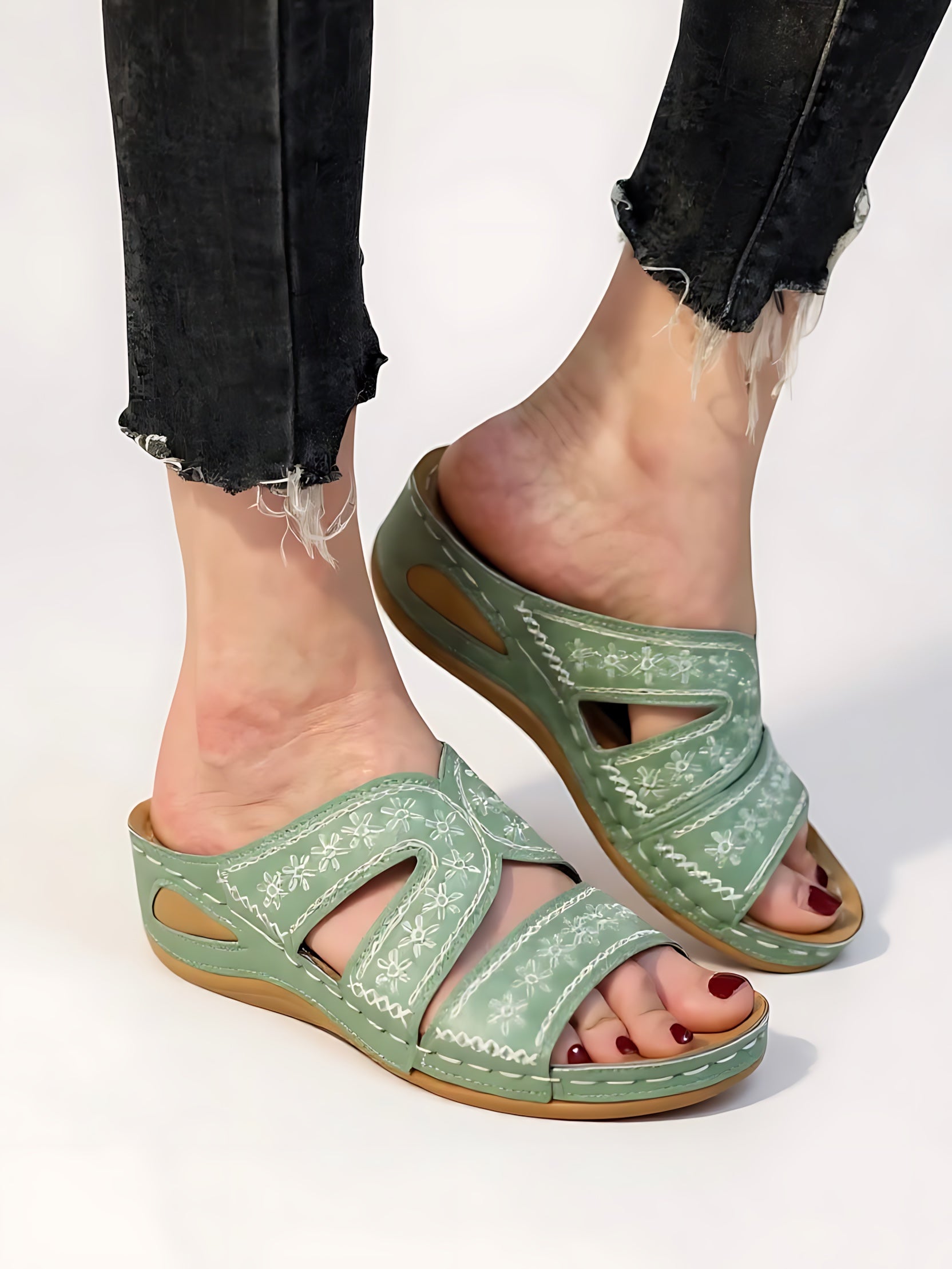 Elise – Woven Crossover Slide Sandals