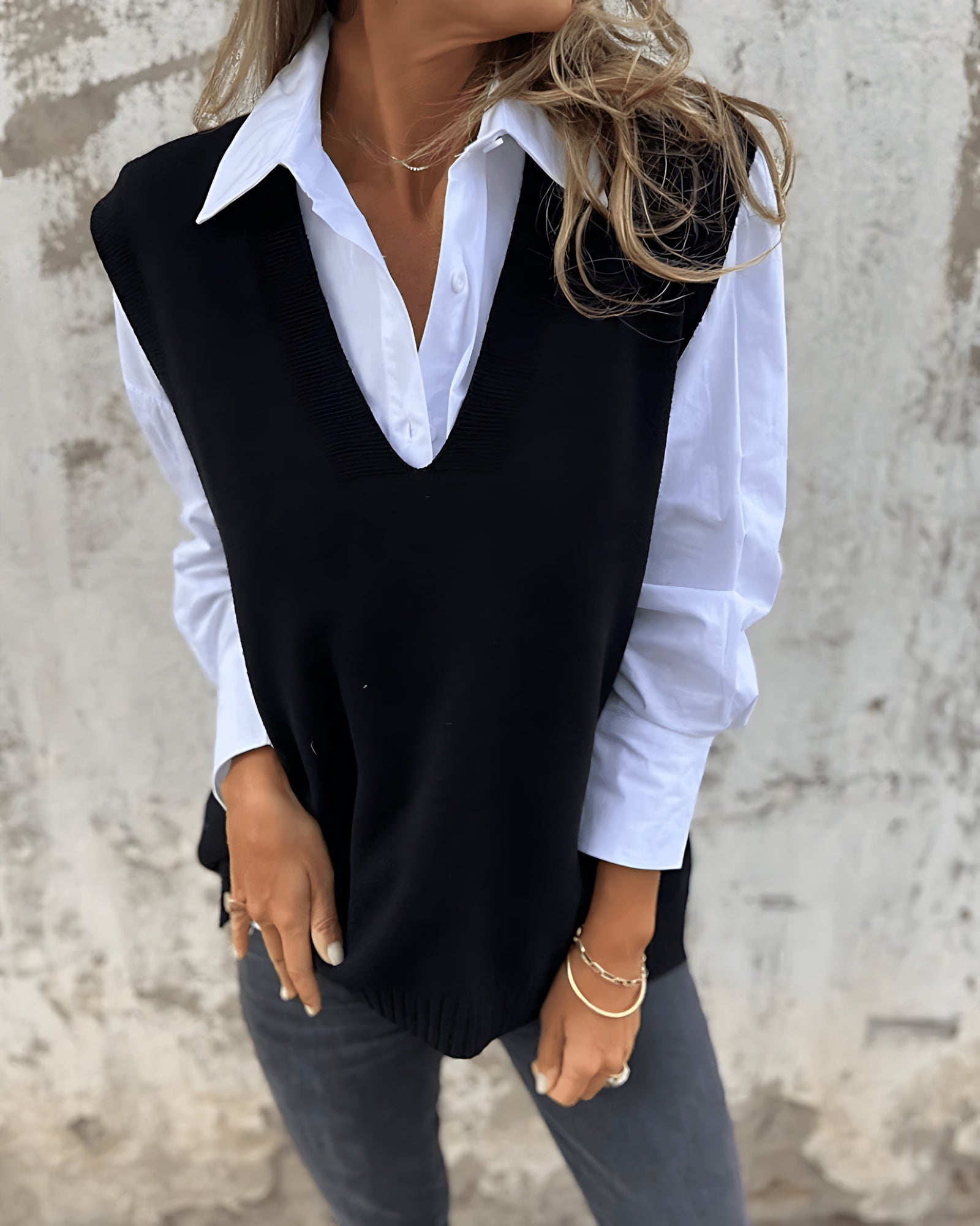 Elizabeth – V Neck Knit Sweater Vest