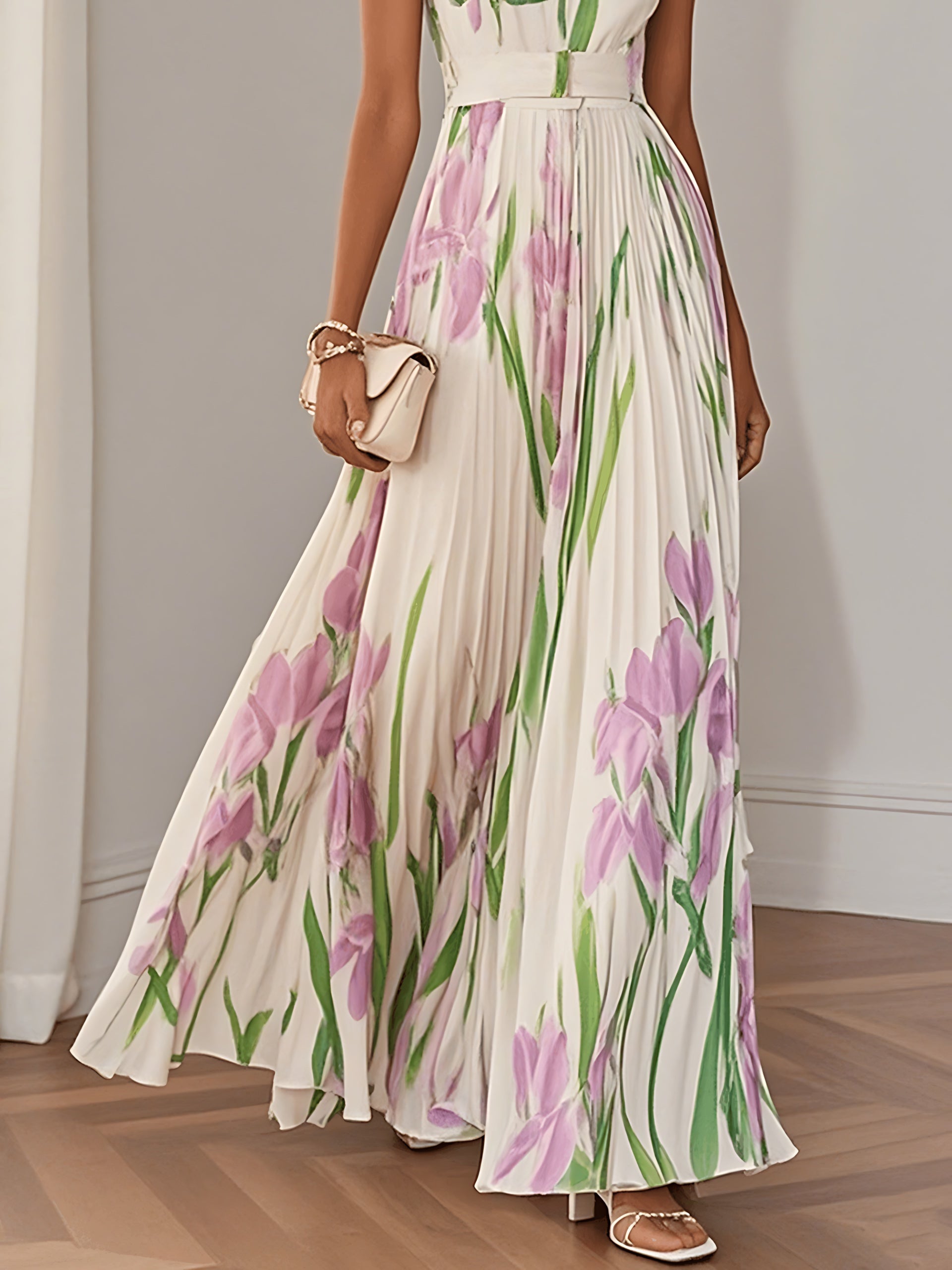 Emma – Floral Print Pleated Sweetheart Maxi Dress