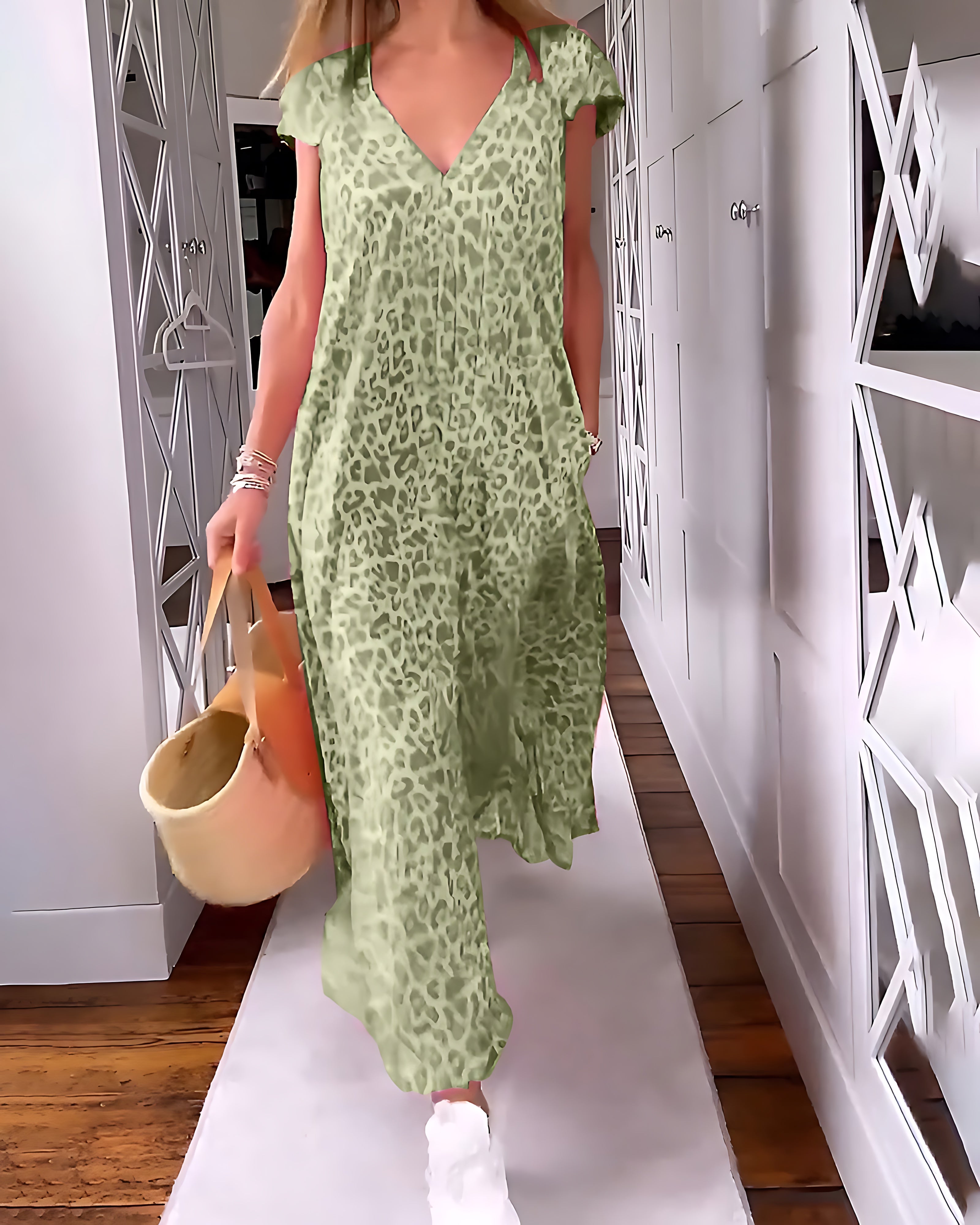 Florence – Ditsy Floral V Neck Summer Maxi Dress