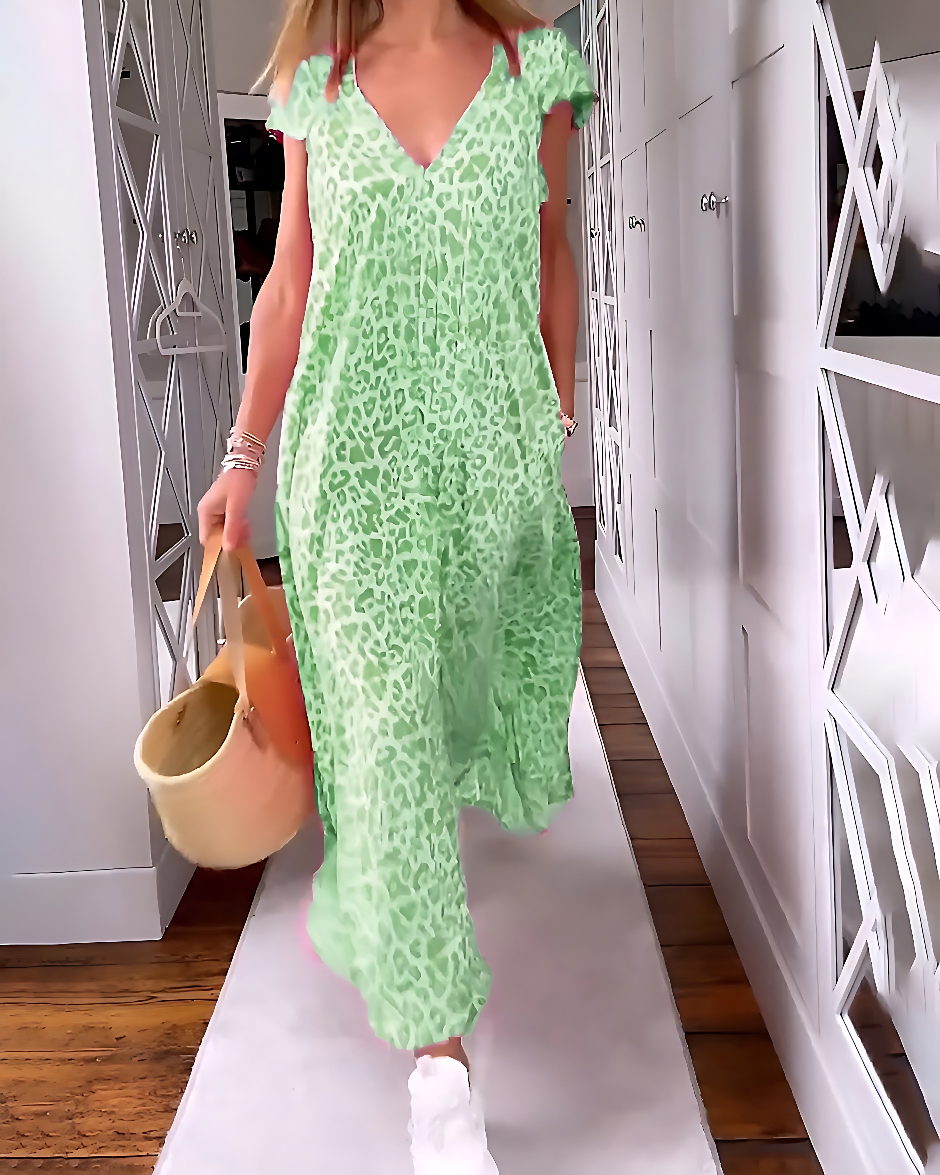 Florence – Ditsy Floral V Neck Summer Maxi Dress