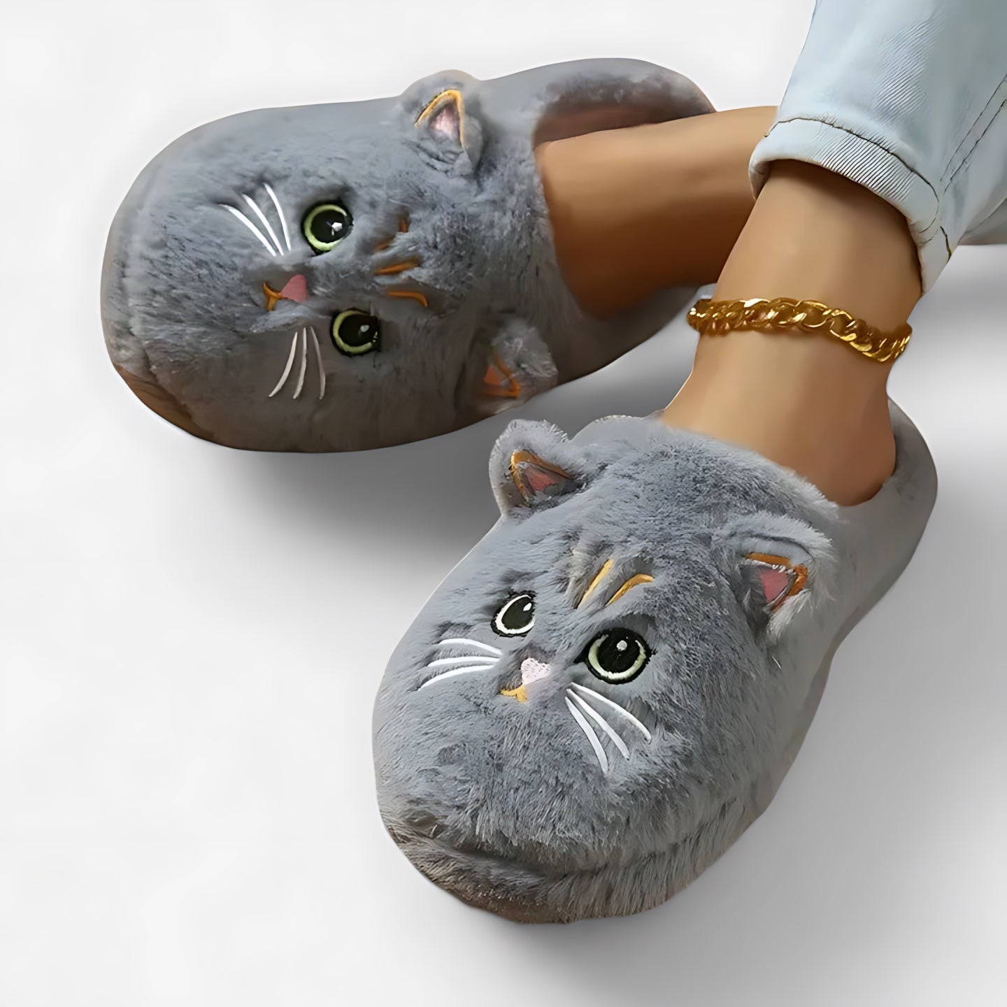 Frances – Cat Embroidered Closed Toe Slippers