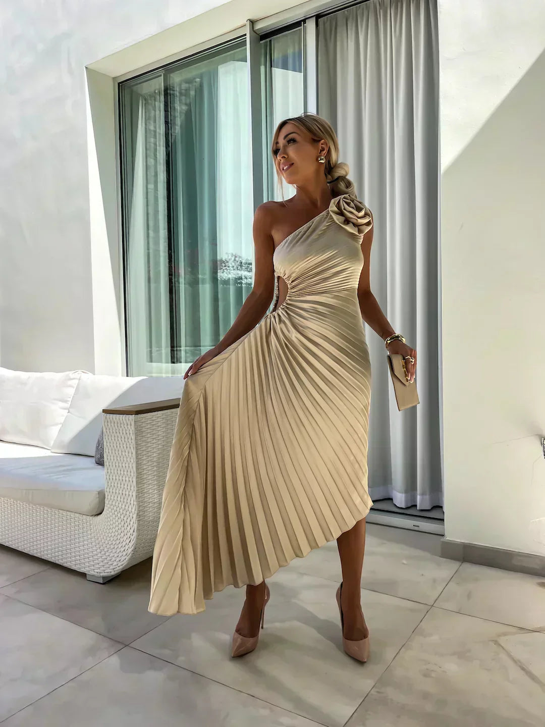 Bailey – Satin One Shoulder Wedding Guest Midi Dress