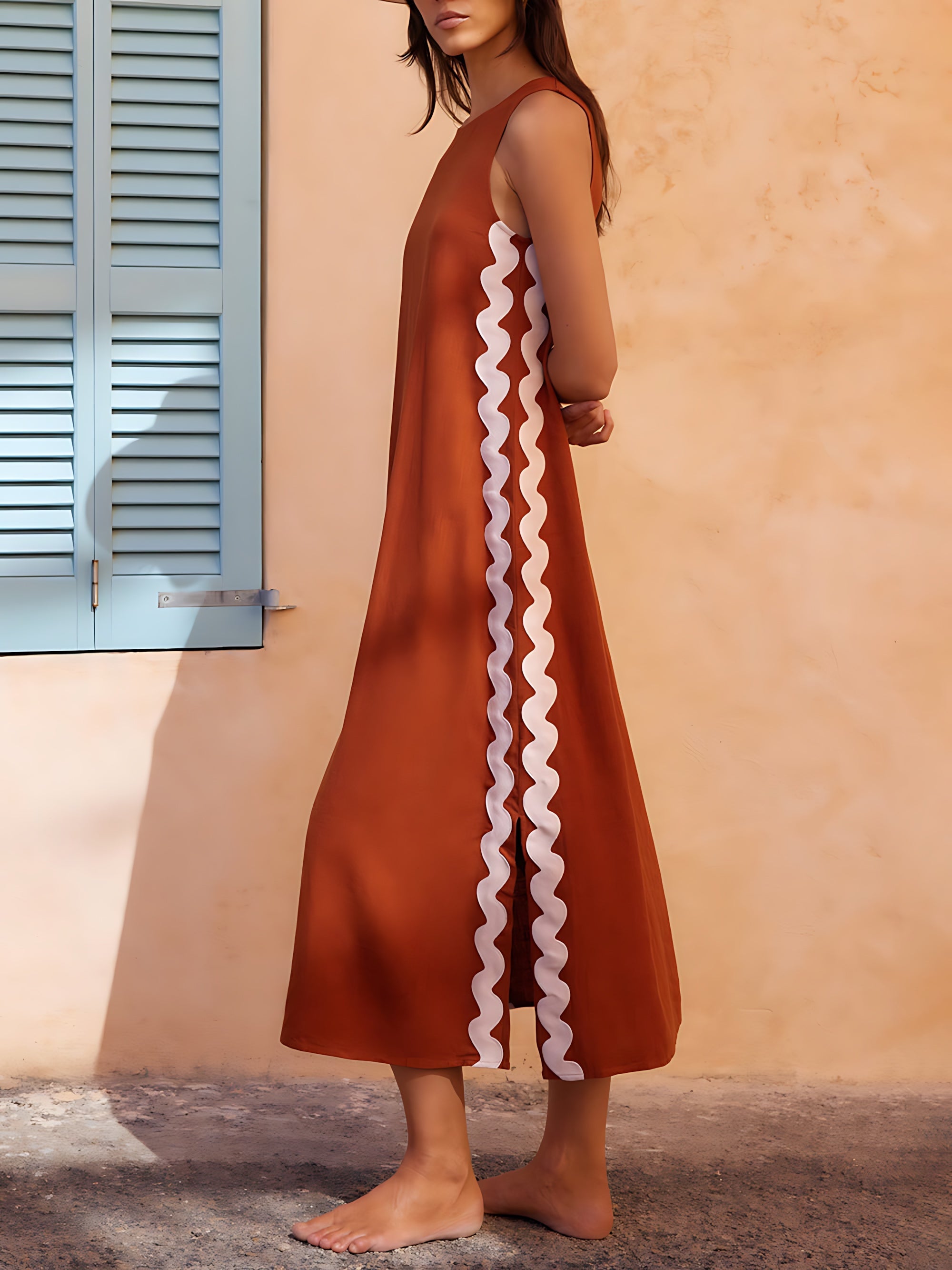 Genesis – Wavy Trim Side Slit Midi Dress