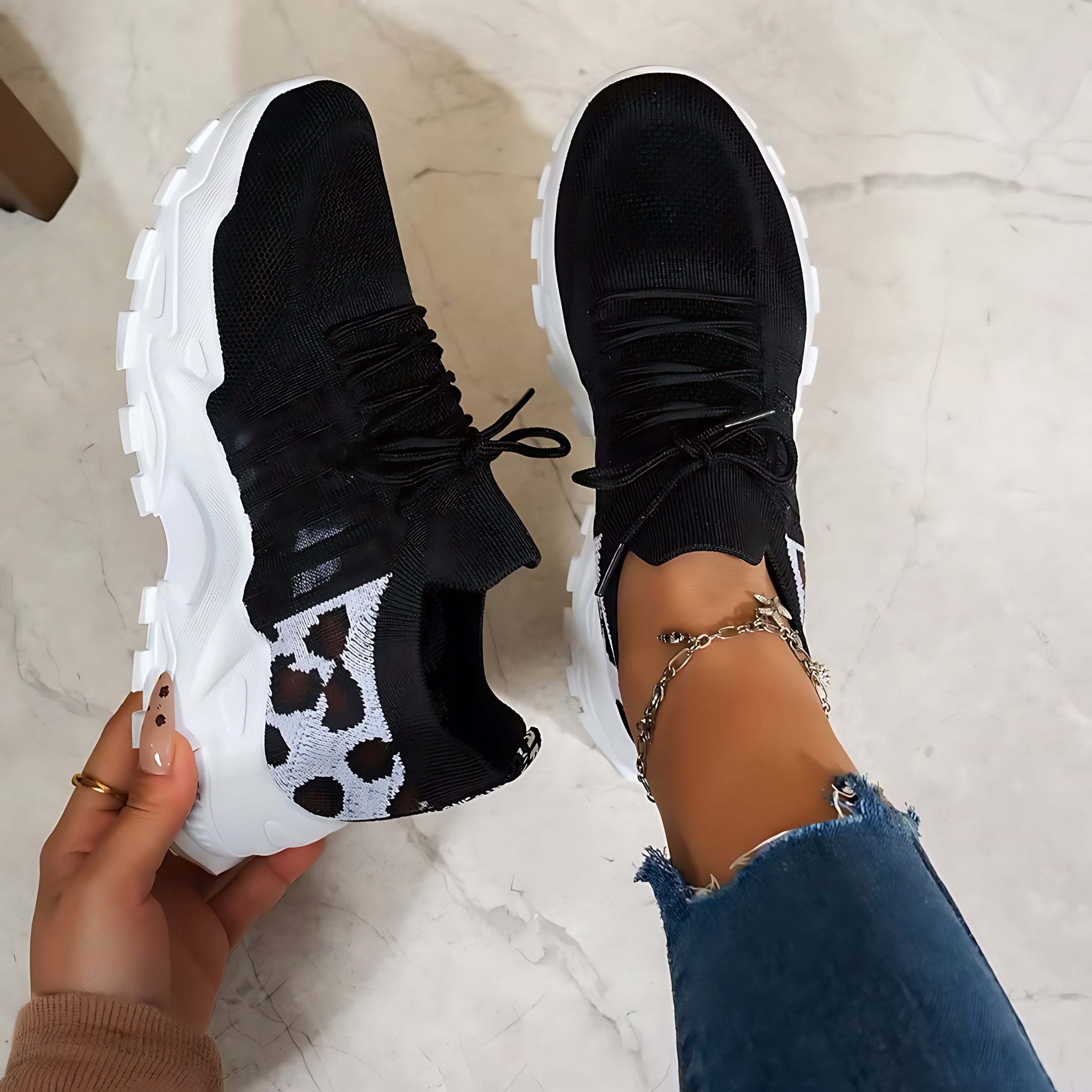 Hadley – Mesh Lace Up Chunky Sole Walking Sneakers