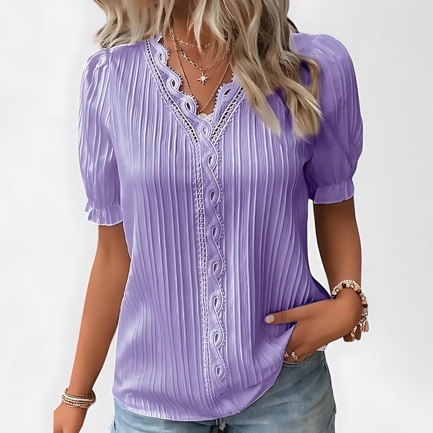 Hadley – Pintuck Pleated Short Sleeve Blouse