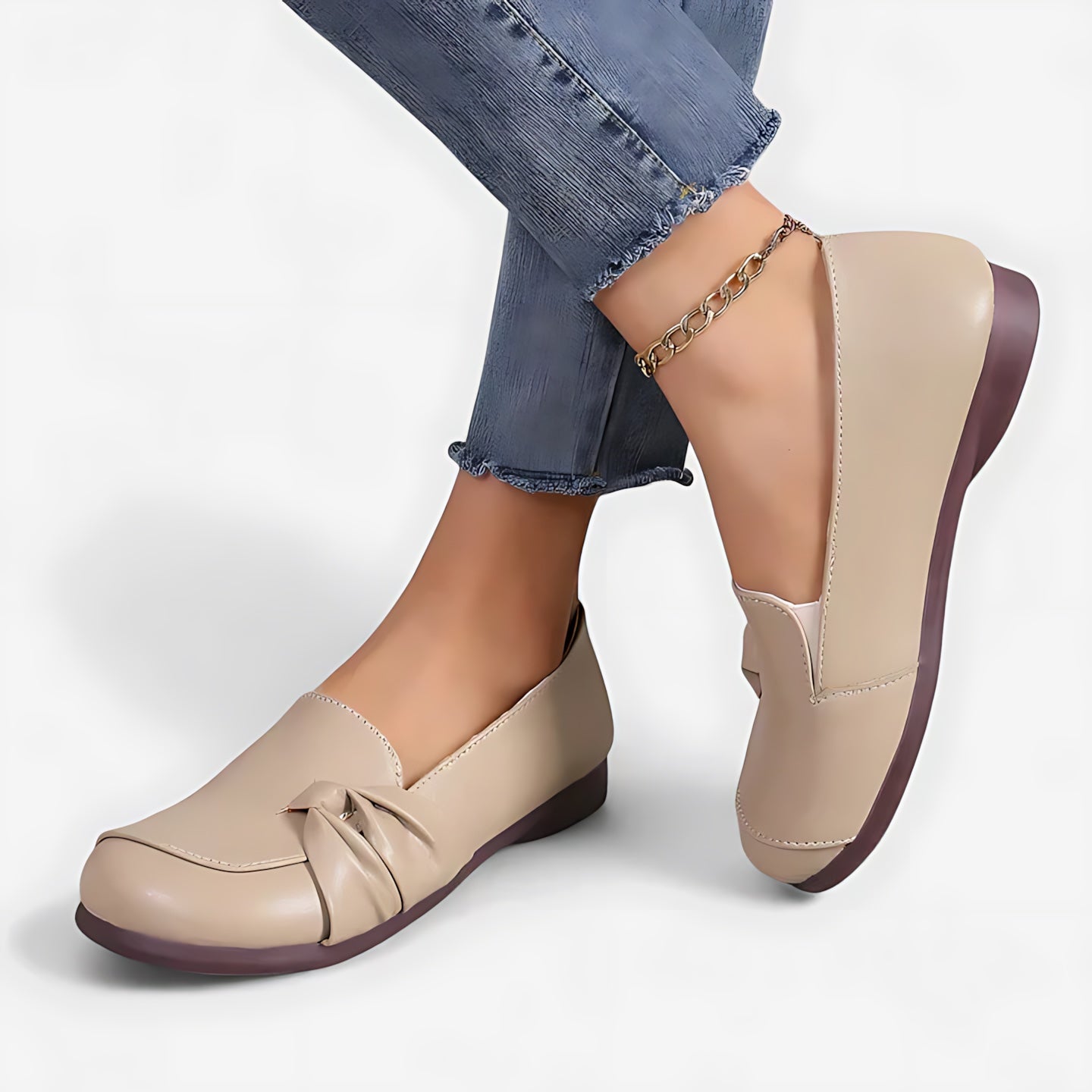 Harriet – Faux Leather Knot Round Toe Flats