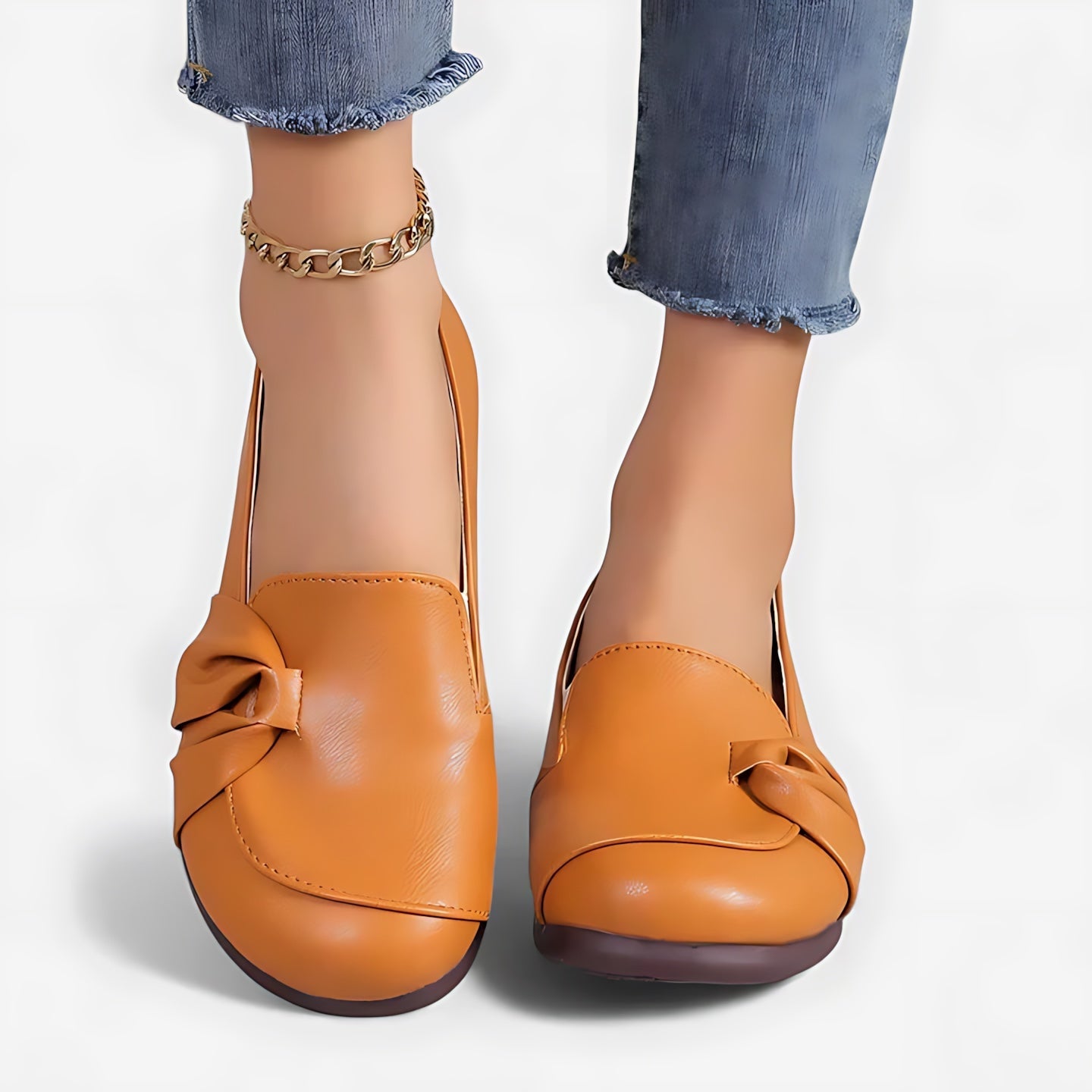 Harriet – Faux Leather Knot Round Toe Flats