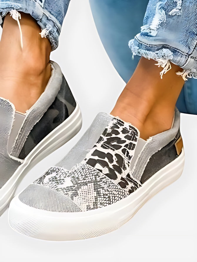 Harriet – Leopard Print Canvas Slip On Sneakers