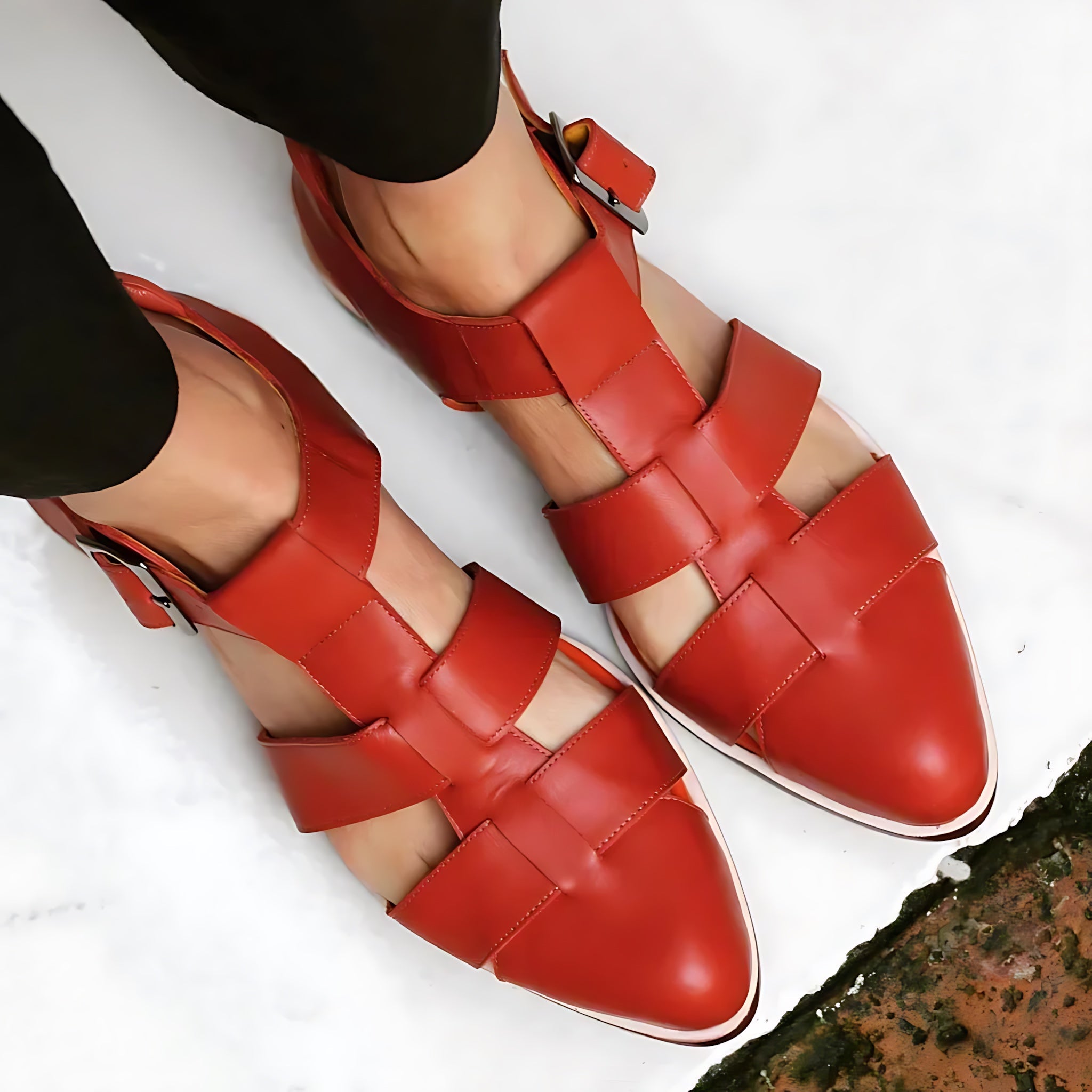Harriet – Woven Closed Toe Flat Sandals