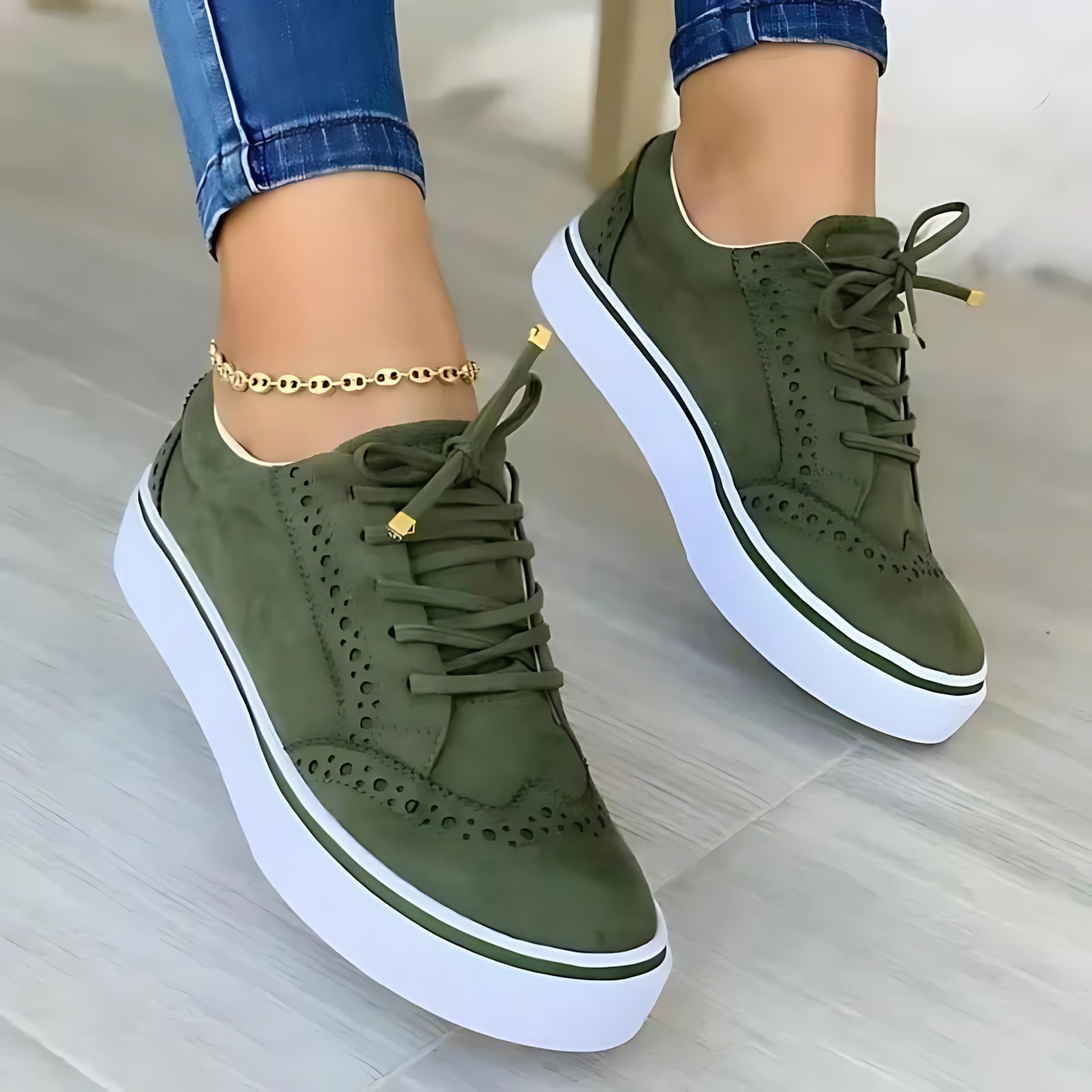 Lia – Brogue Lace Up Platform Sneakers