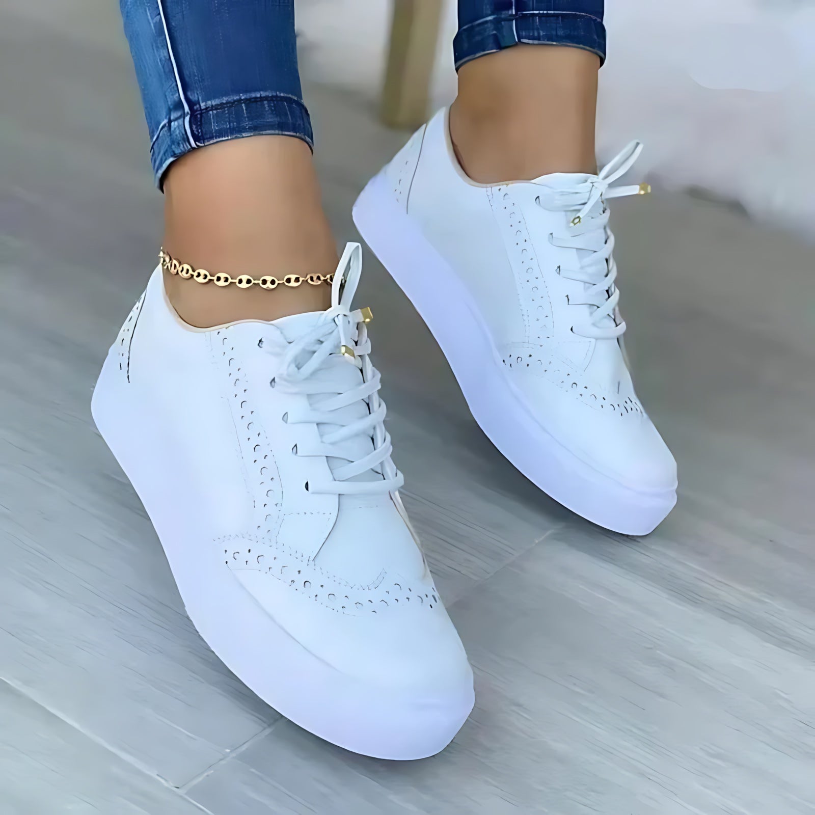 Lia – Brogue Lace Up Platform Sneakers