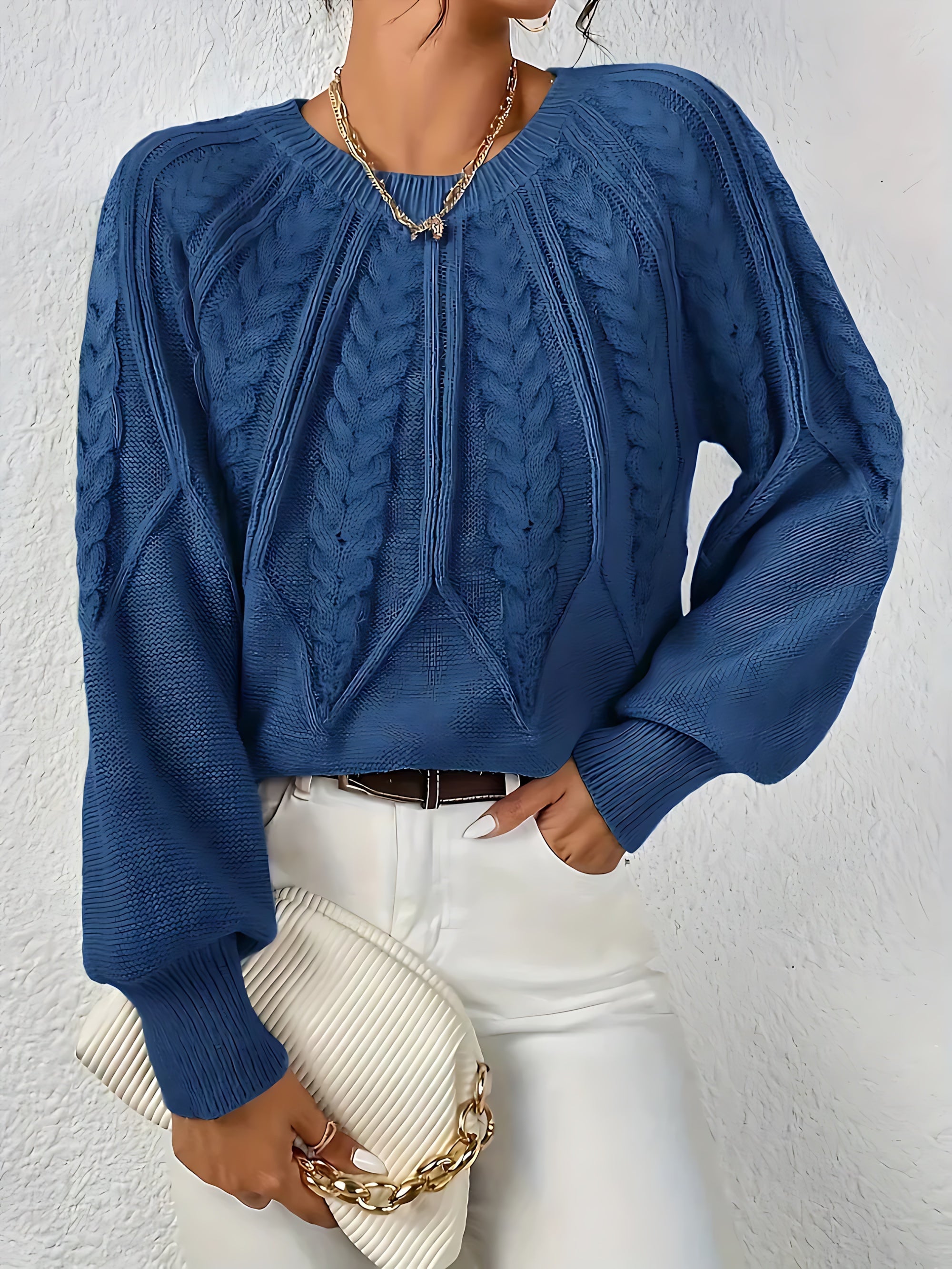 Lia – Cable Knit Crew Neck Sweater