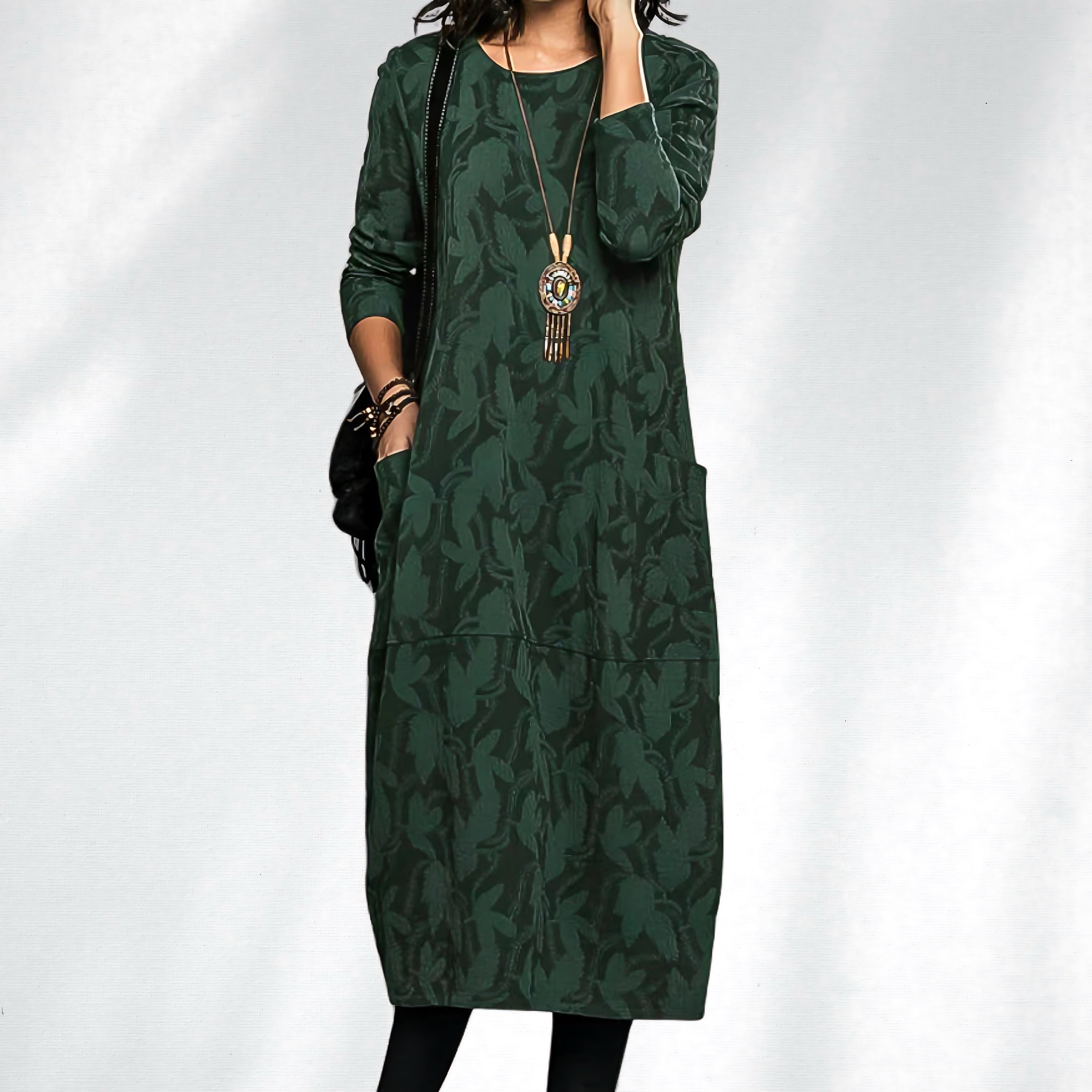 Liliana – Crew Neck Long Sleeve Knit Midi Dress