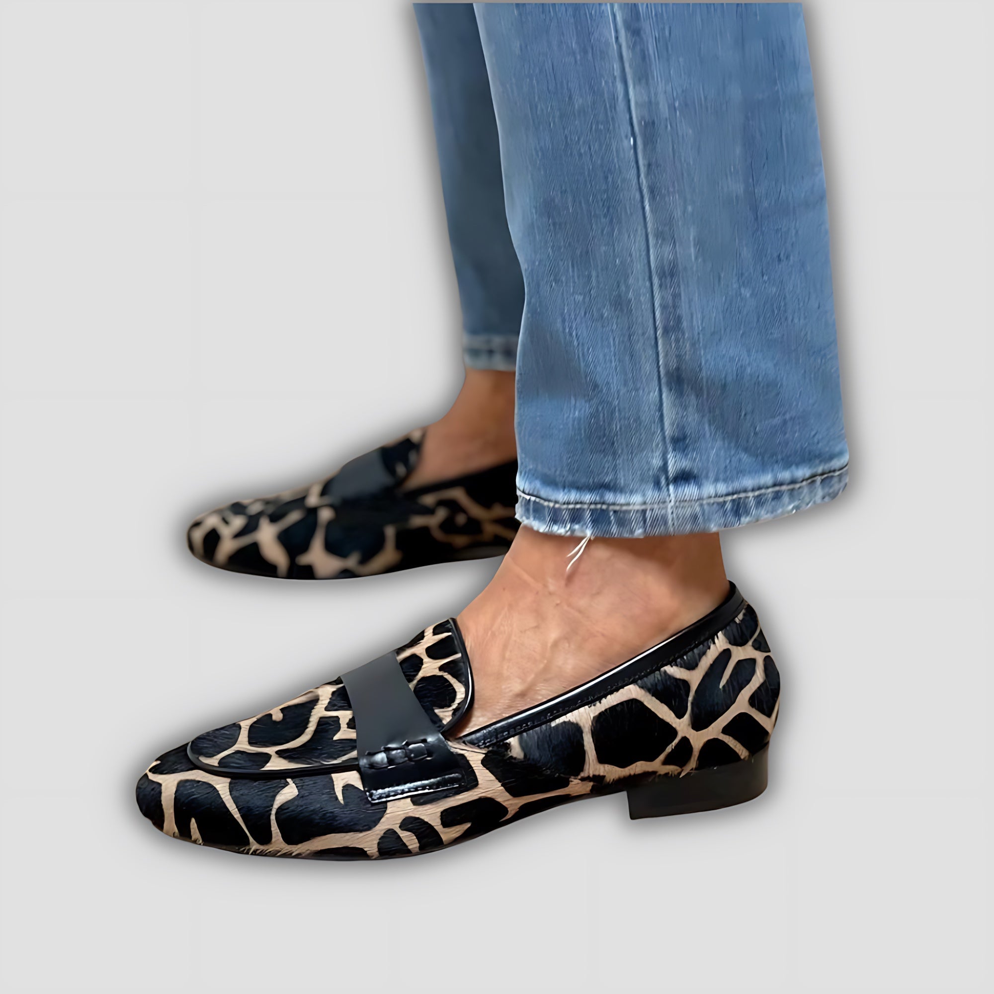 Lillian – Leopard Print Bow Loafers