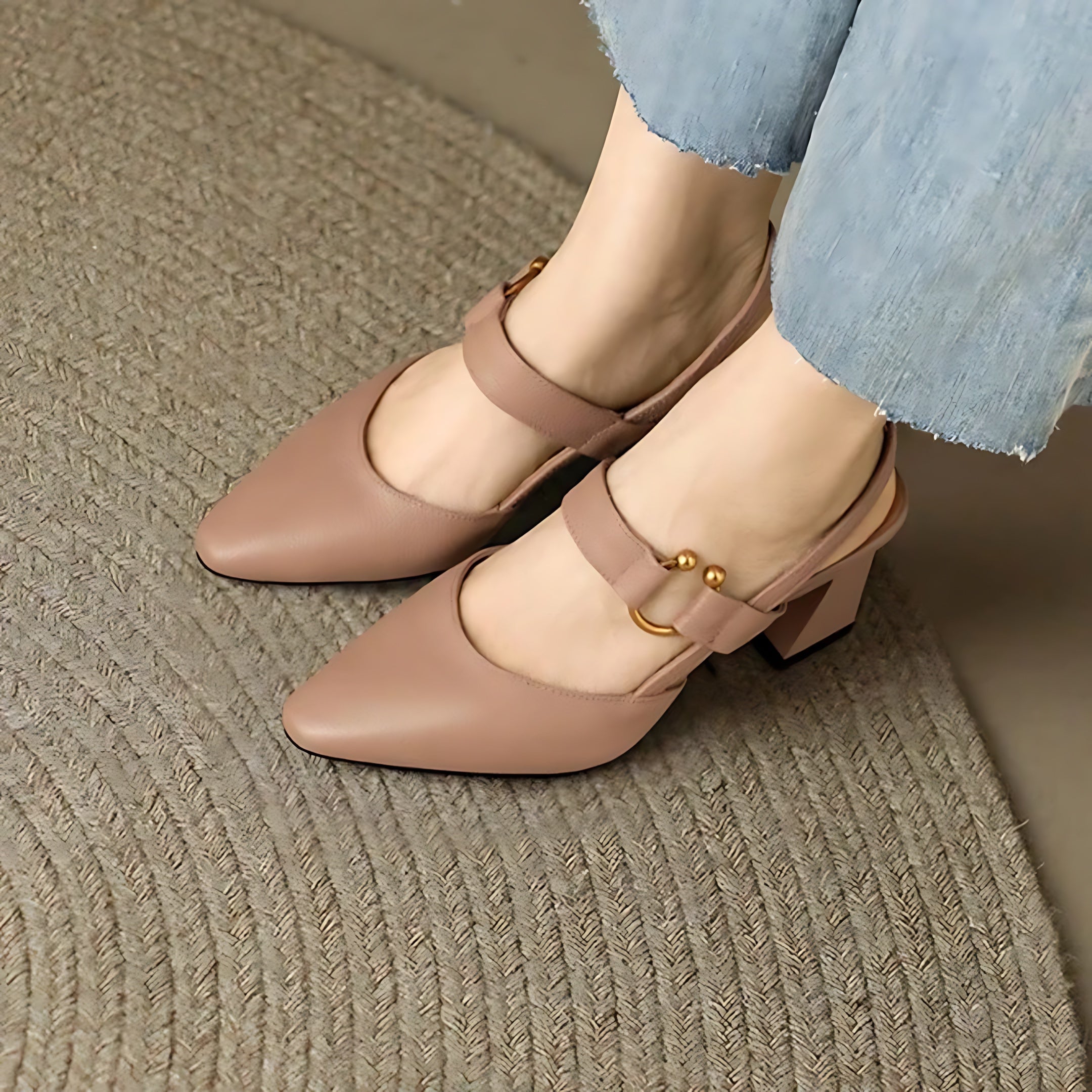 Lola – Pointed Toe Slingback Block Heel Pumps