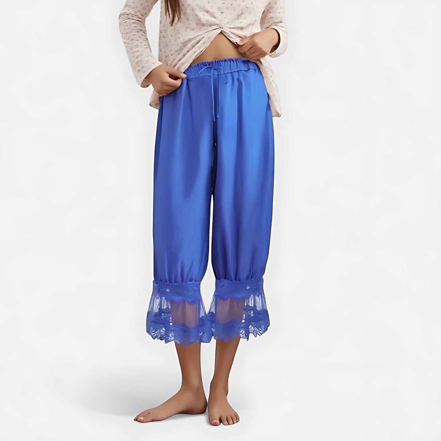 Margot – Lace Ruffle Hem Cropped Pants