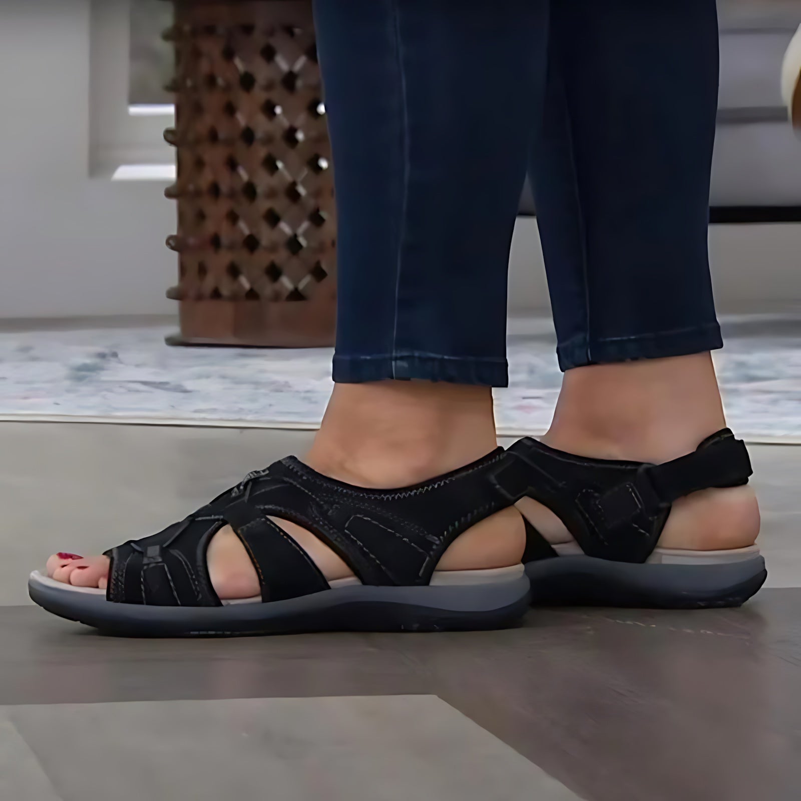 Maria – Cutout Closed Toe Fisherman Sandals