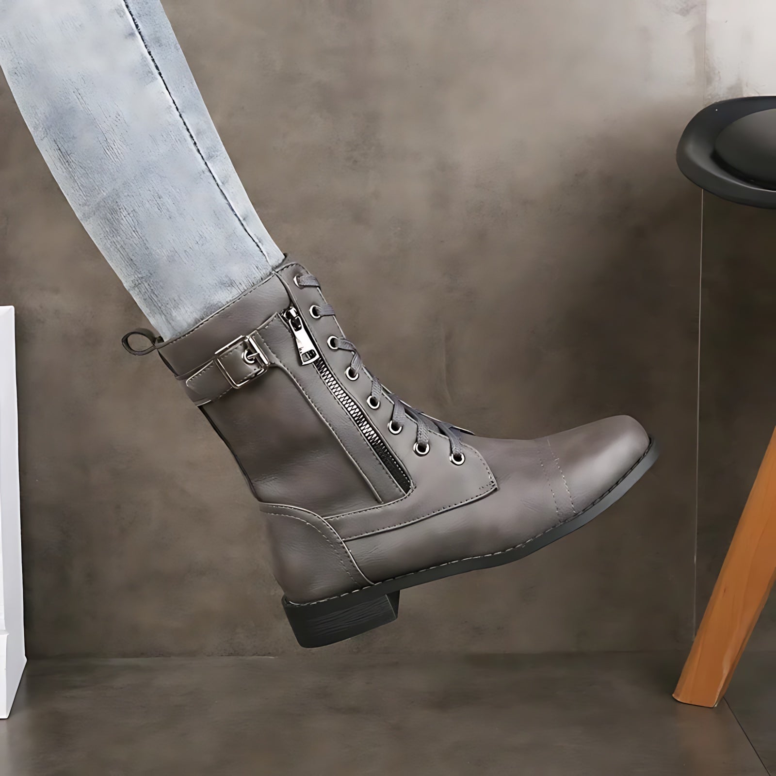 Mary – Leather Lace Up Block Heel Combat Boots