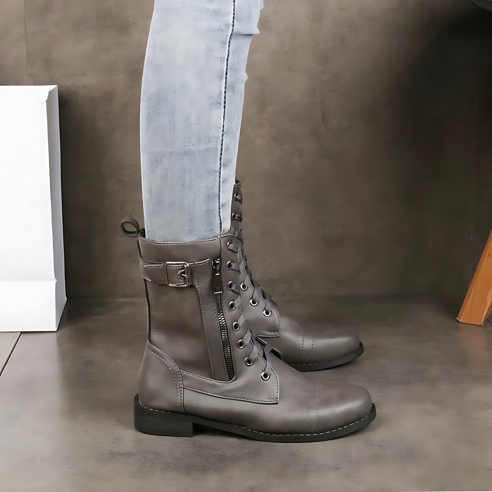 Mary – Leather Lace Up Block Heel Combat Boots