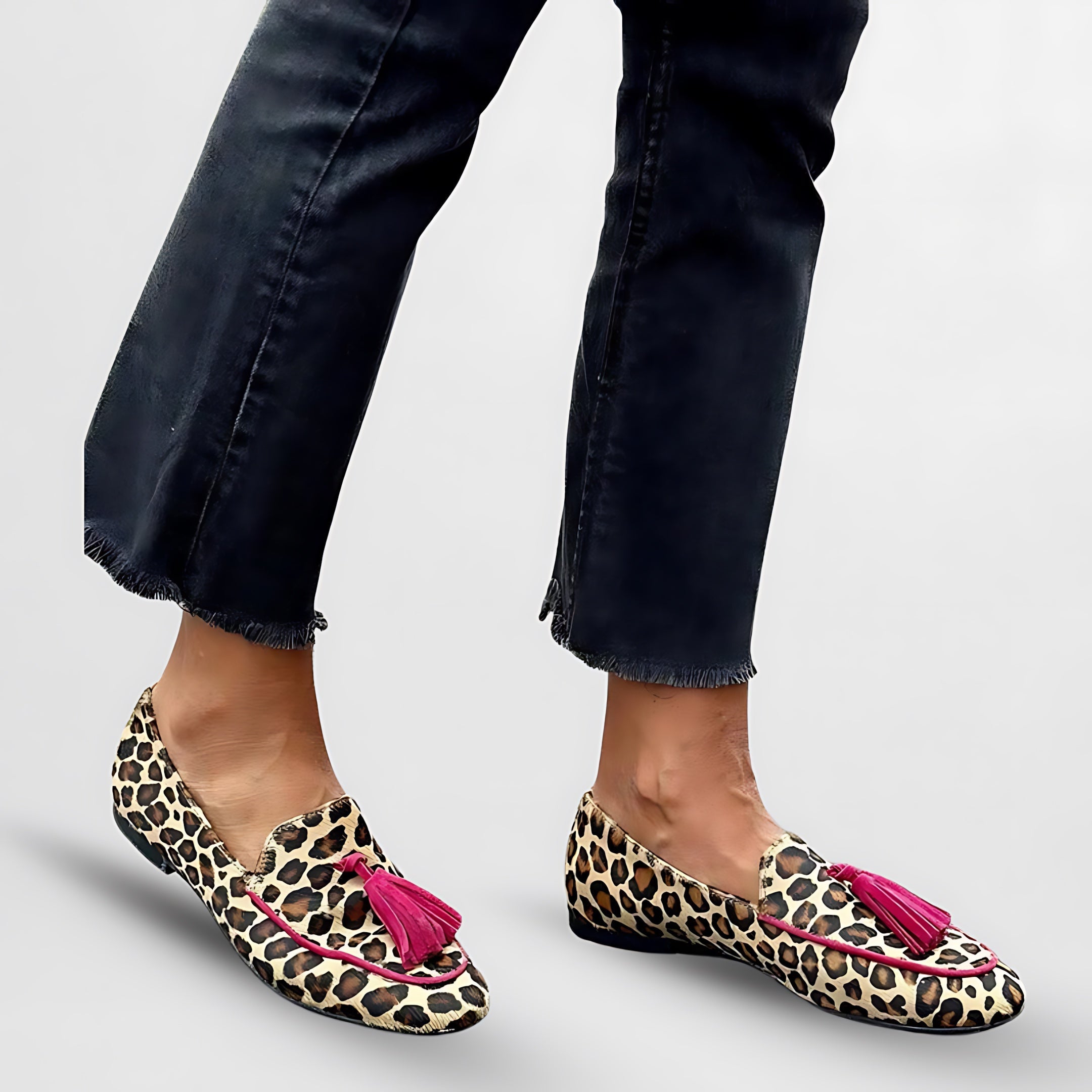 Mila – Leopard Print Crisscross Flat Sandals