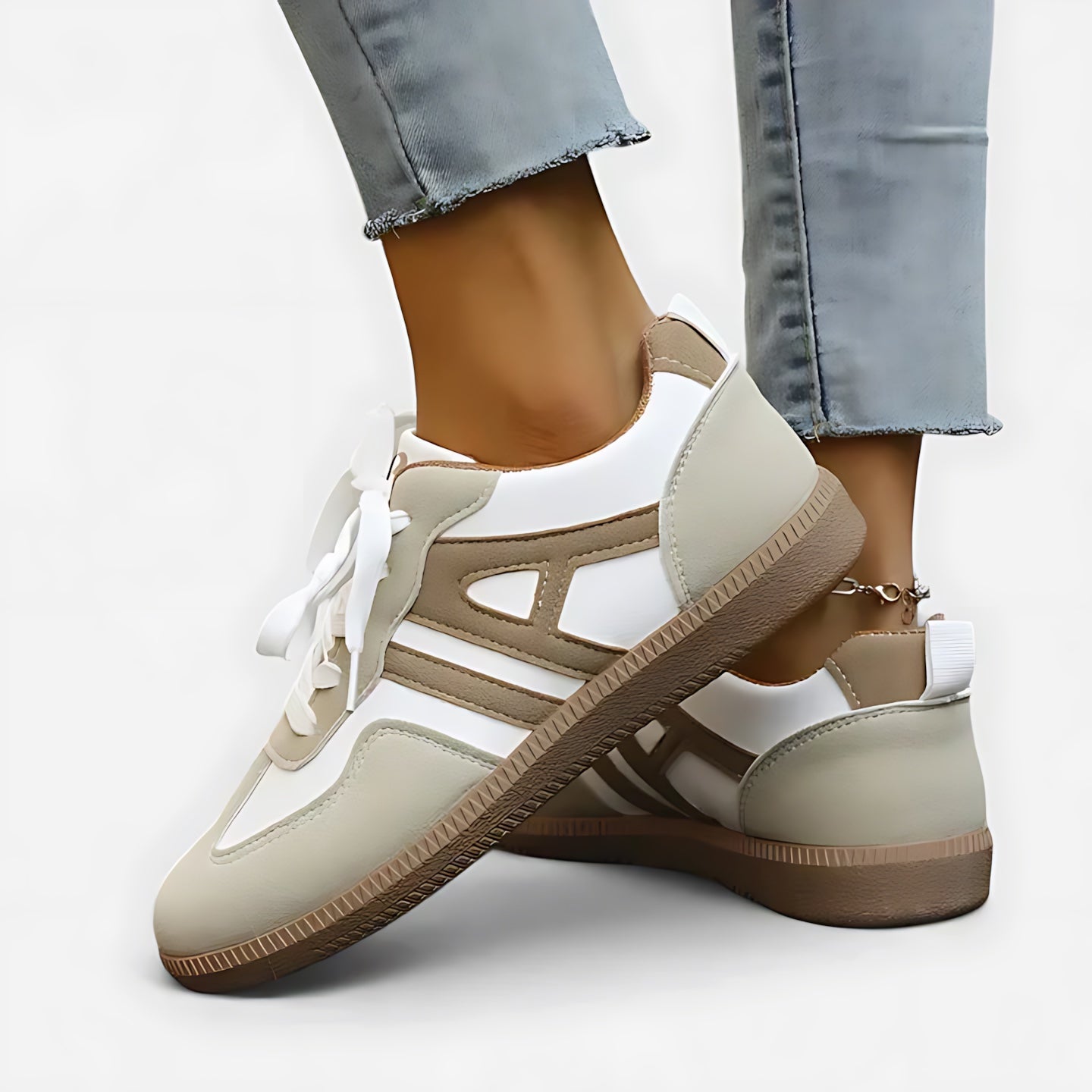 Molly – Retro Colorblock Lace Up Low Top Sneakers