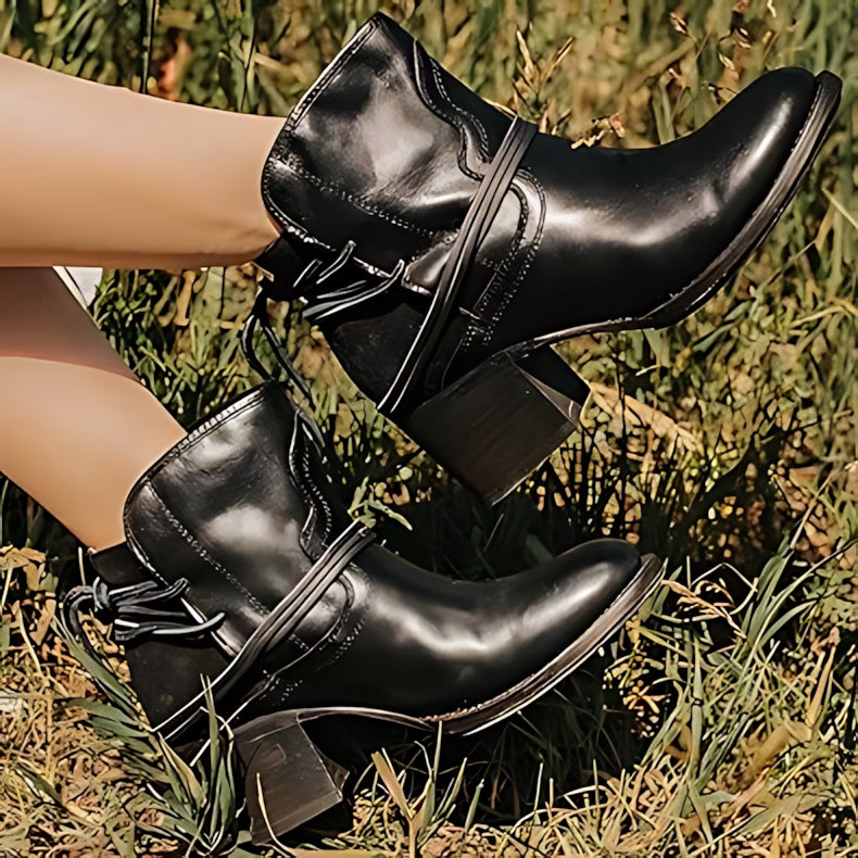 Nova – Western Block Heel Ankle Boots