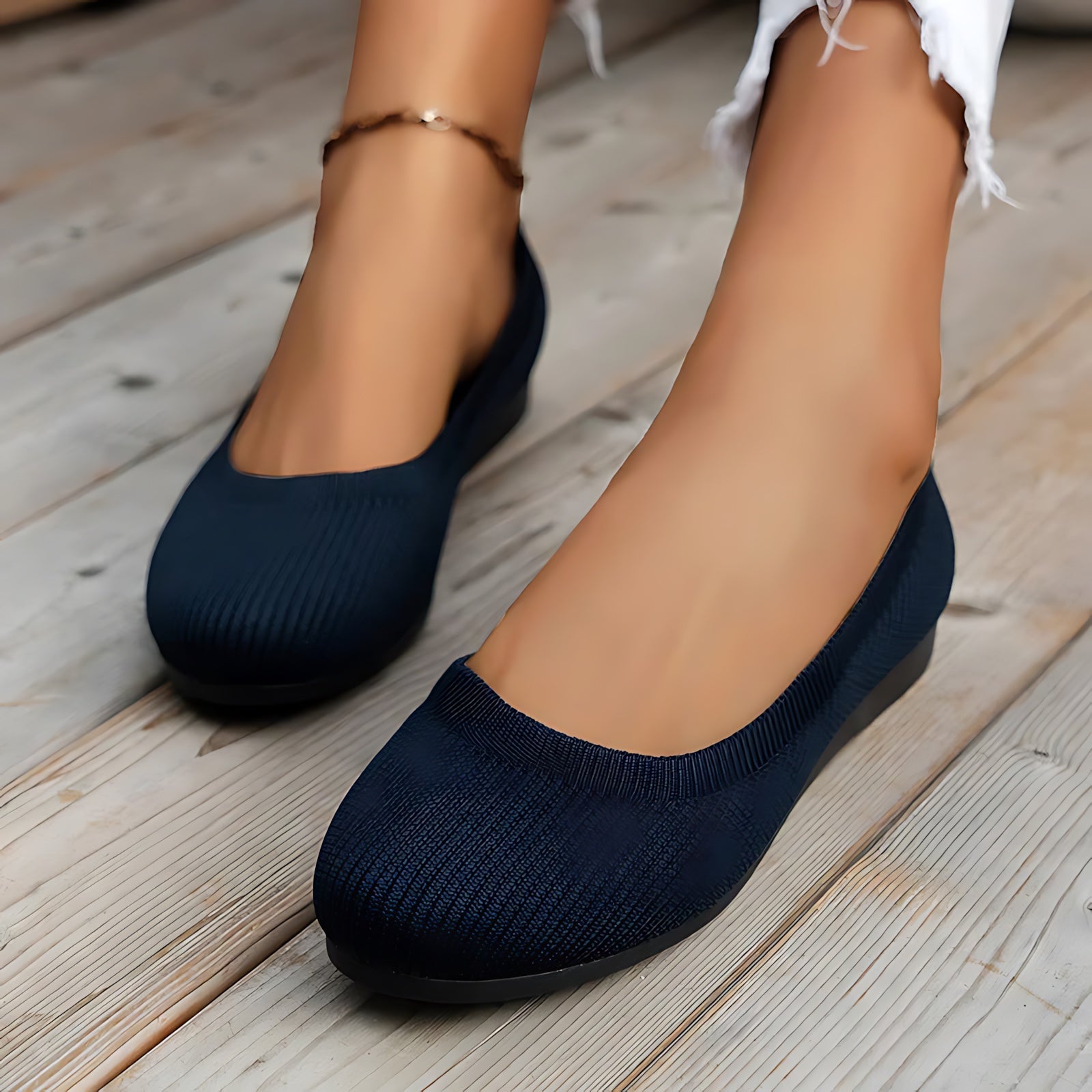 Penelope – Slip On Almond Toe Ballet Flats