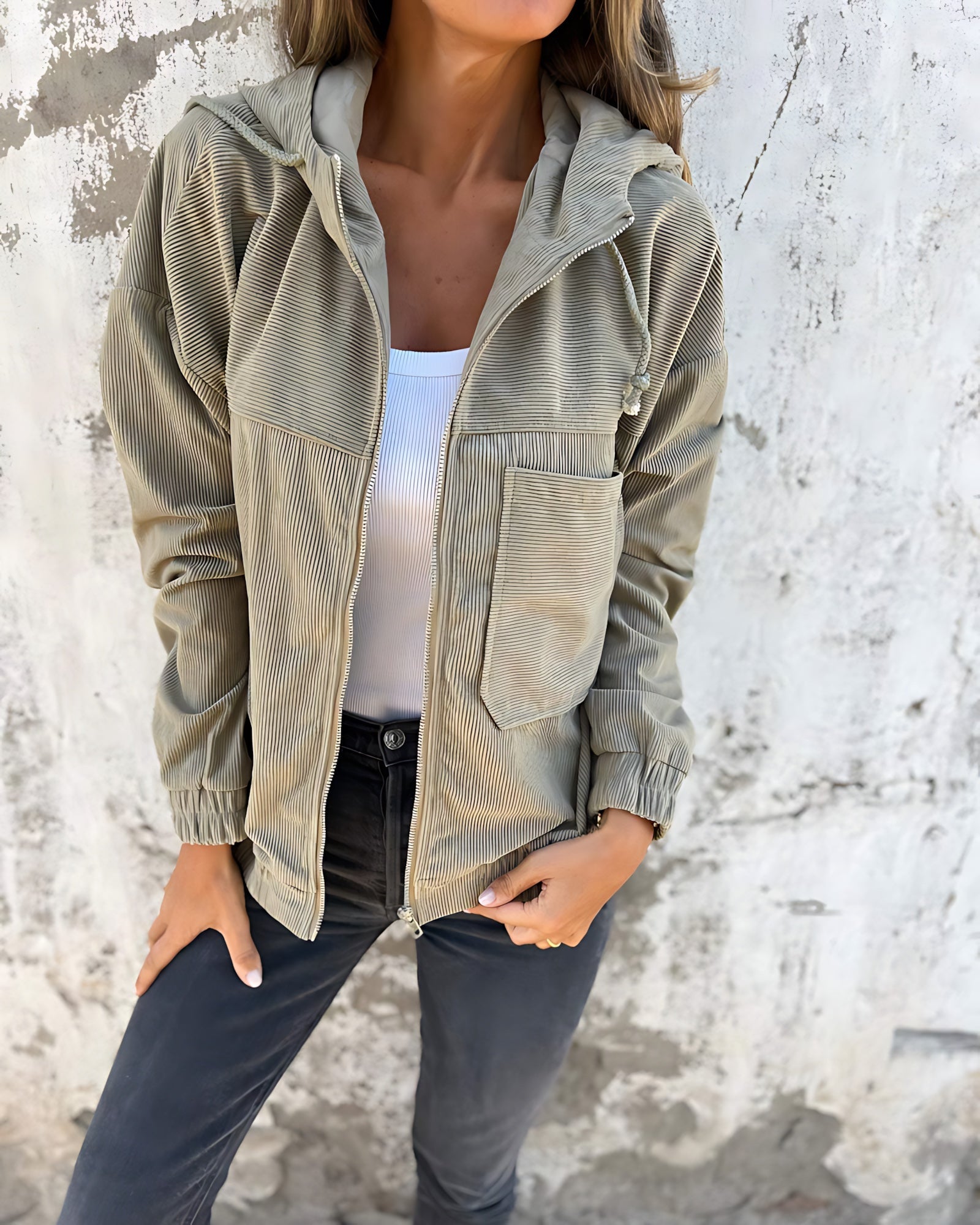 Riley – Lightweight Zip Up Jacket