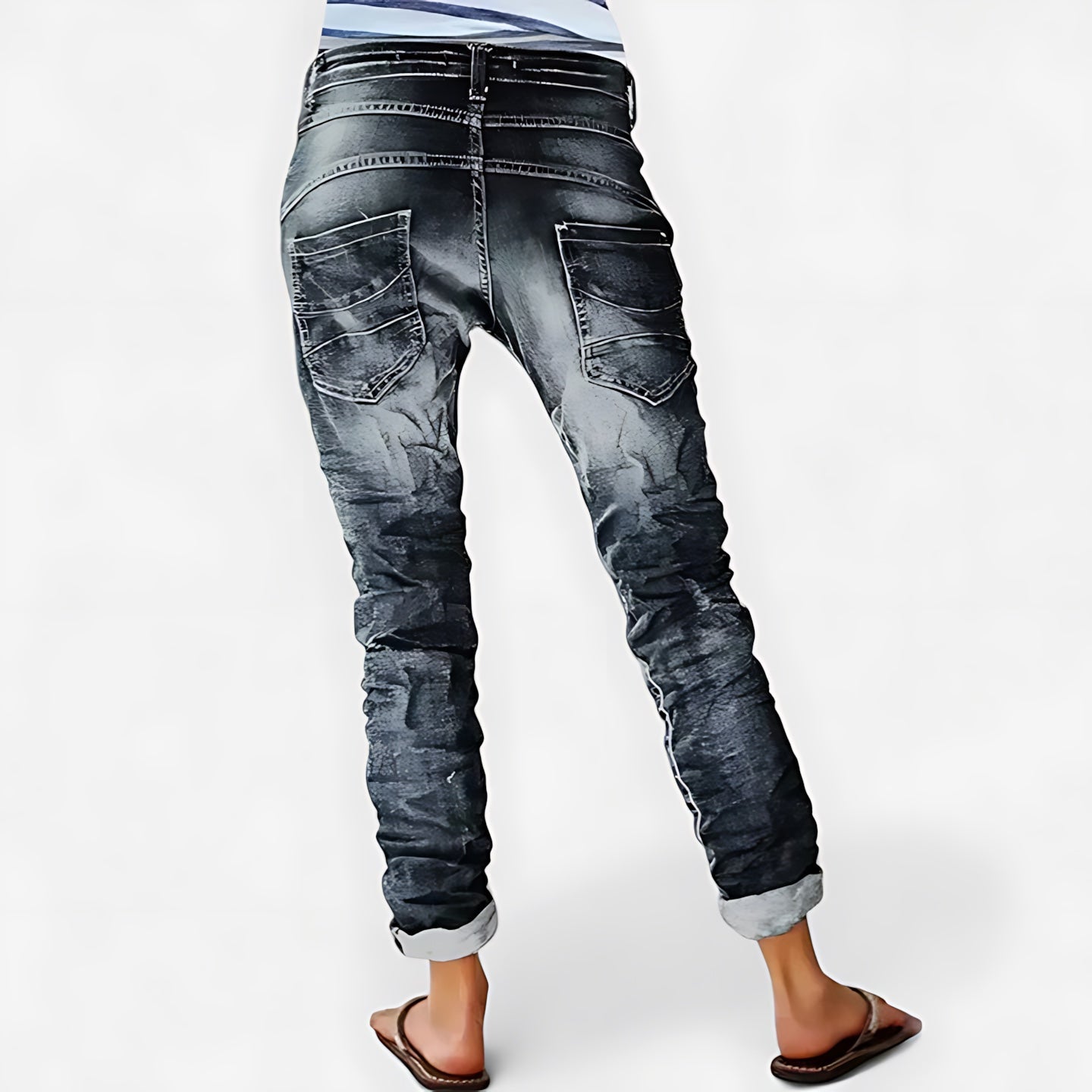 Ruby – Slouchy Distressed Jogger Jeans