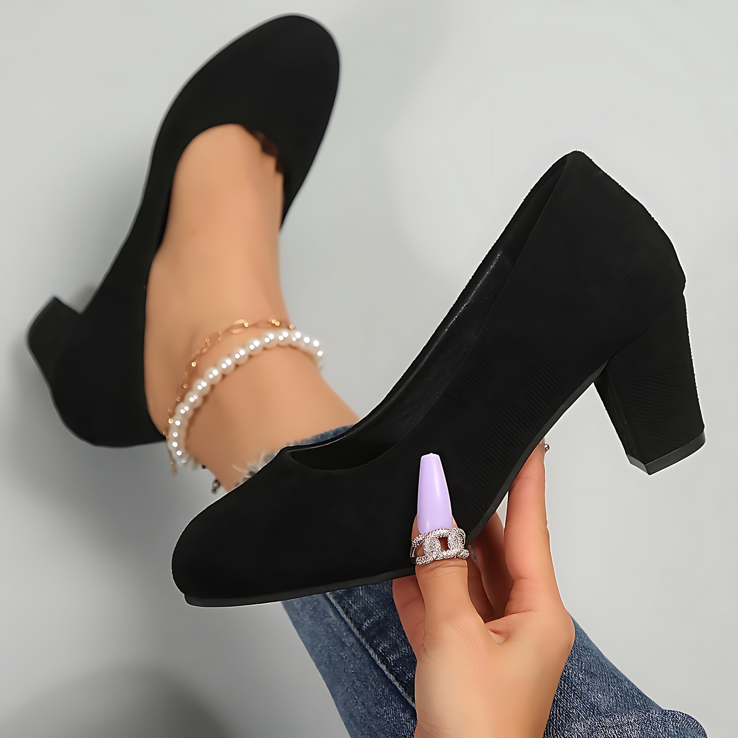 Sabrina – Suede Round Toe Block Heel Pumps