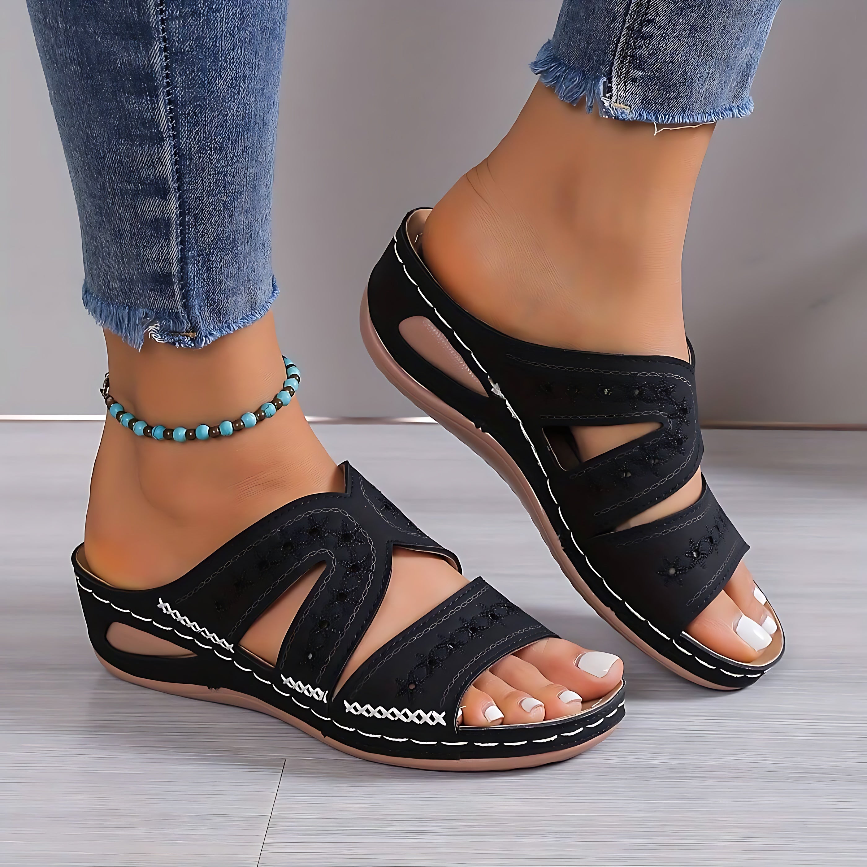 Sadie – Cutout Open Toe Wedge Slide Sandals