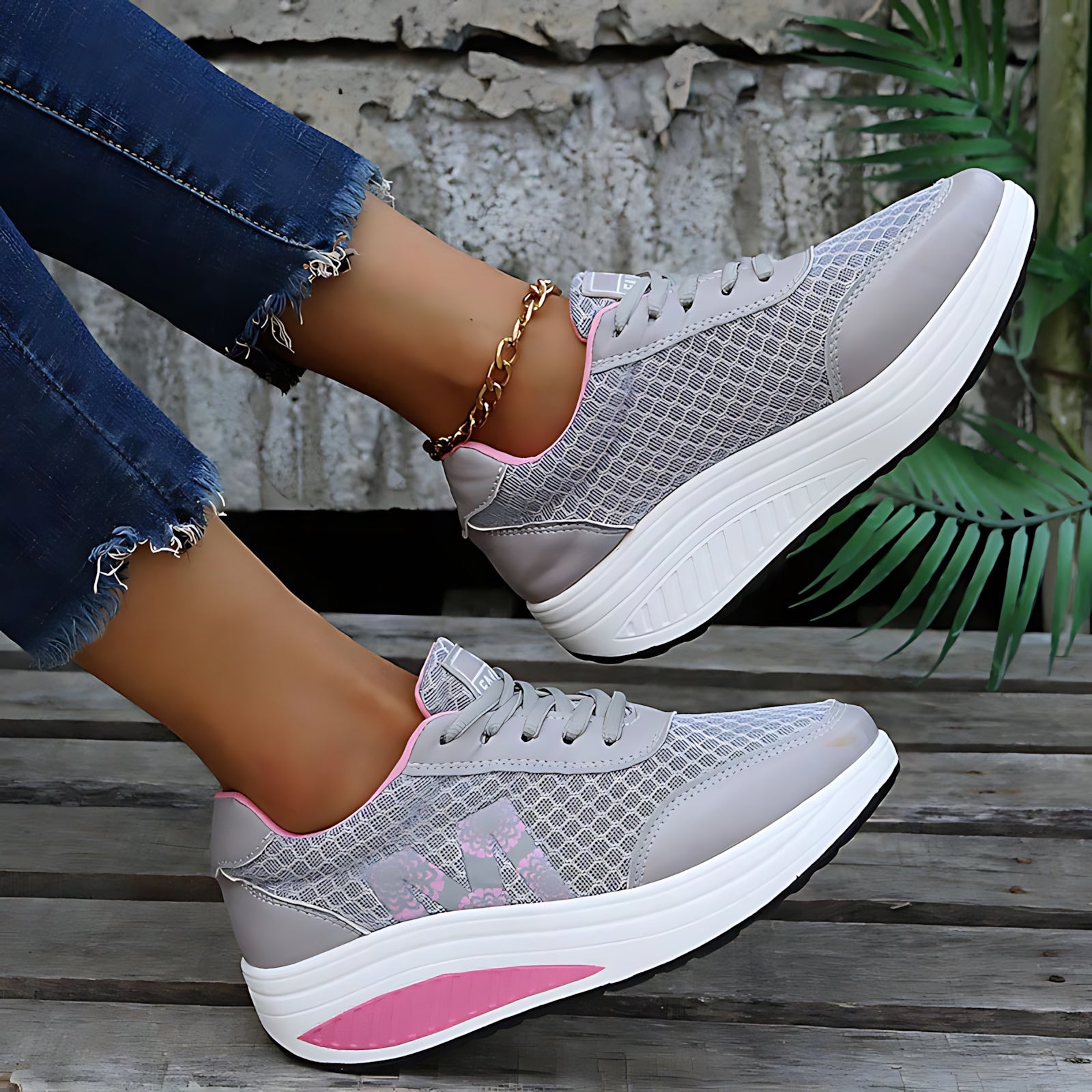 Sara – Platform Lace Up Walking Sneakers