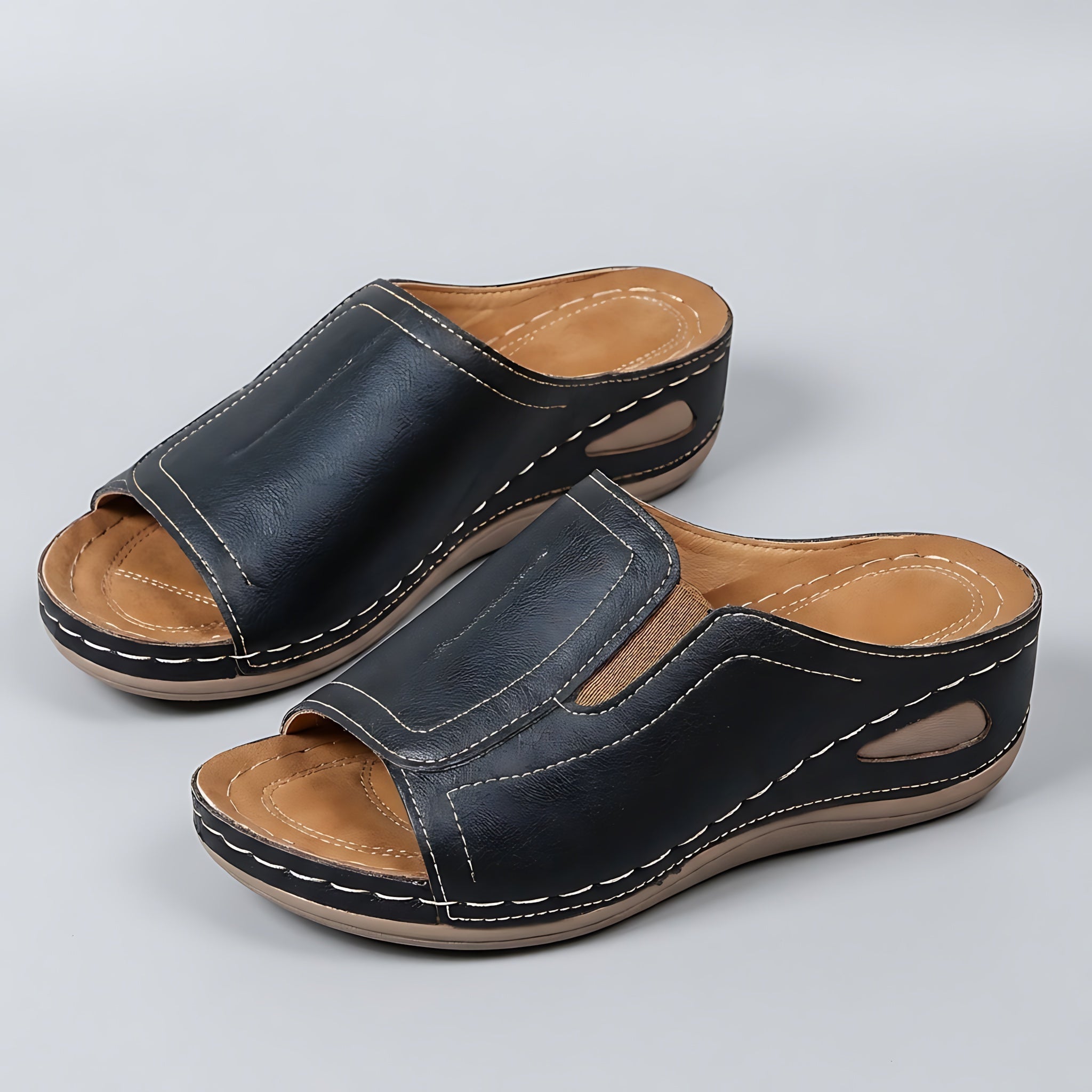 Veronica – Closed Toe Low Wedge Mules