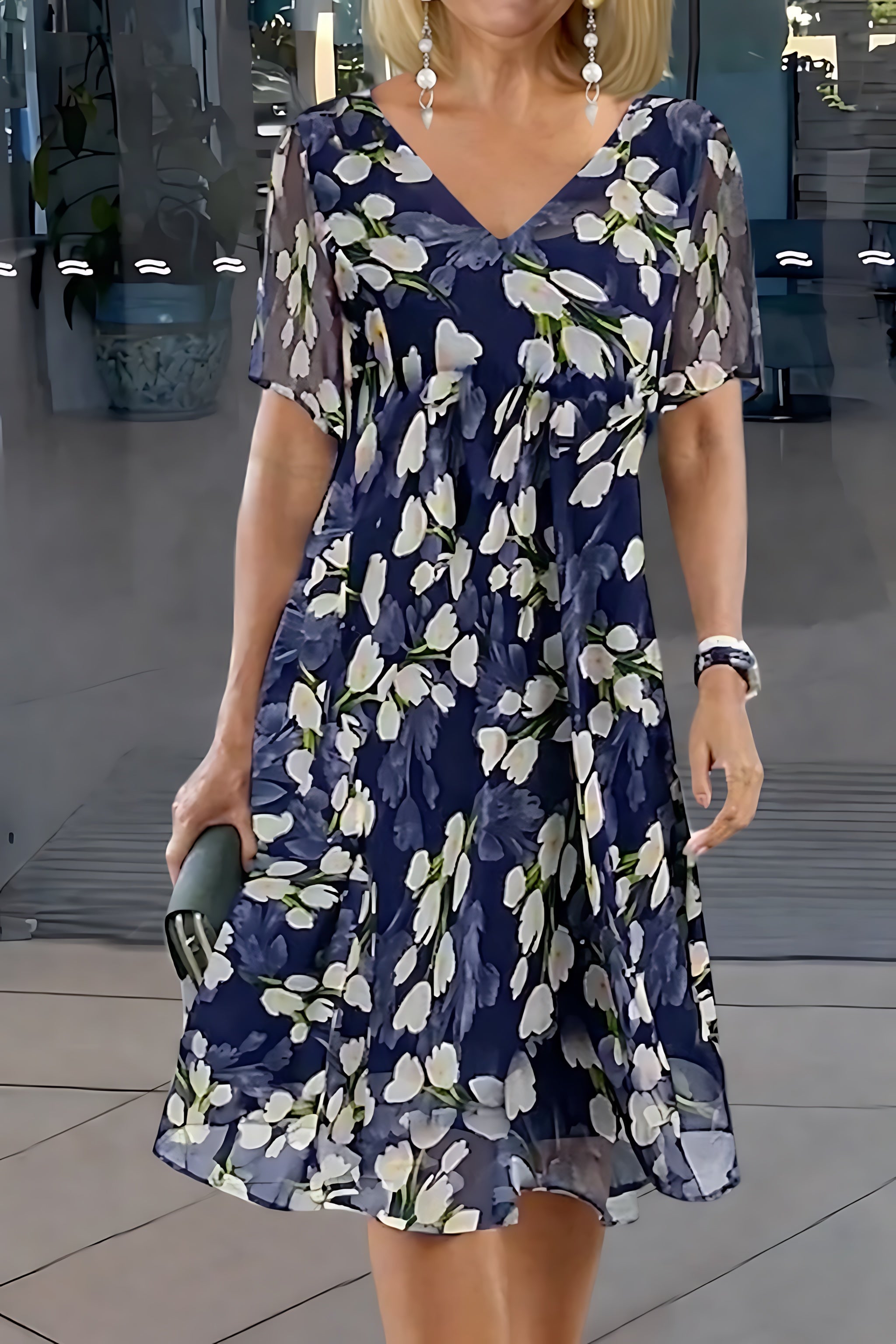 Vivian – Floral Print V Neck Flowy Midi Dress